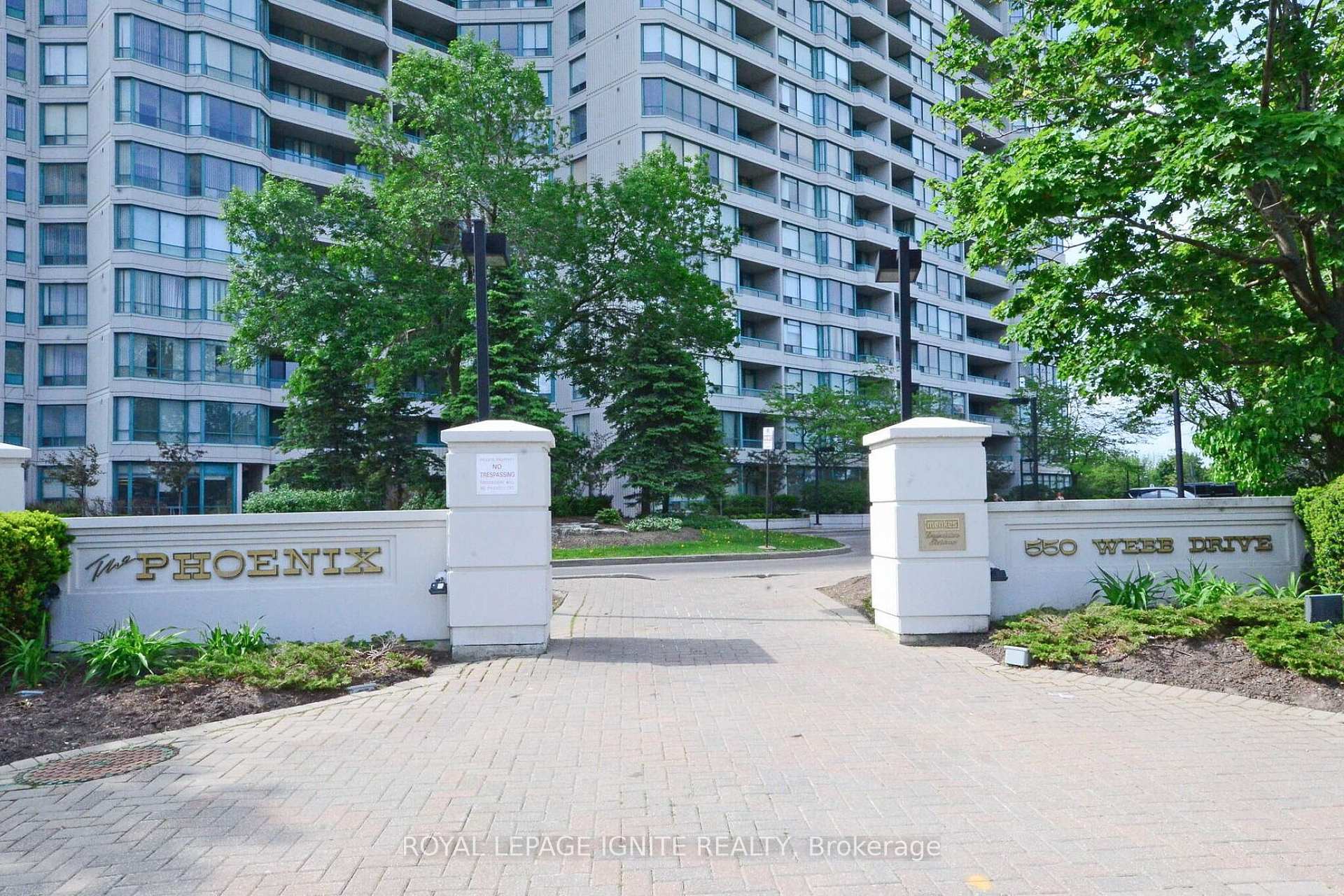 Photo 2 of Unit 1409, 550 Webb Drive, Mississauga, City Centre — HOMEH