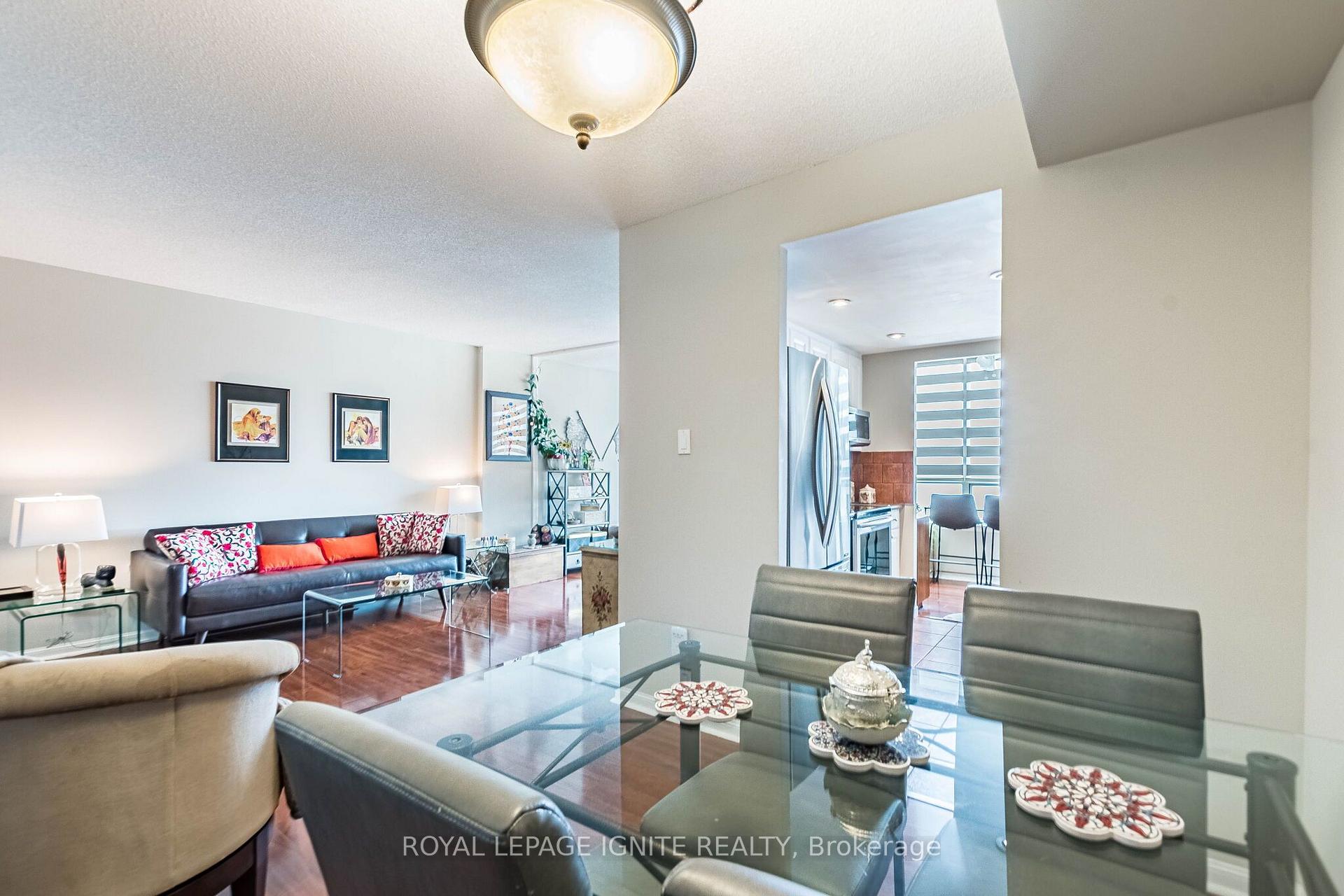 Photo 13 of Unit 1409, 550 Webb Drive, Mississauga, City Centre — HOMEH