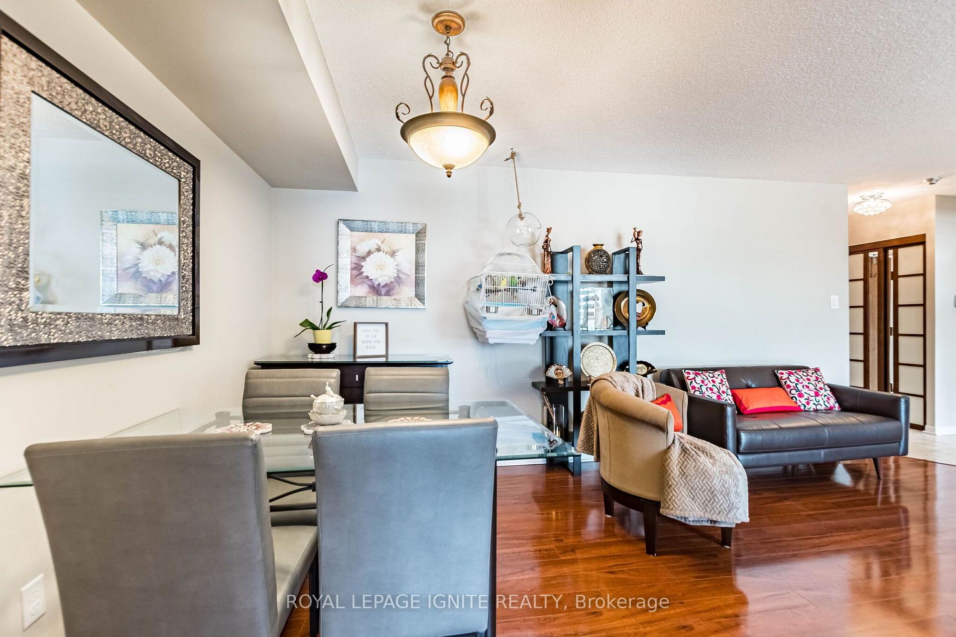Photo 14 of Unit 1409, 550 Webb Drive, Mississauga, City Centre — HOMEH