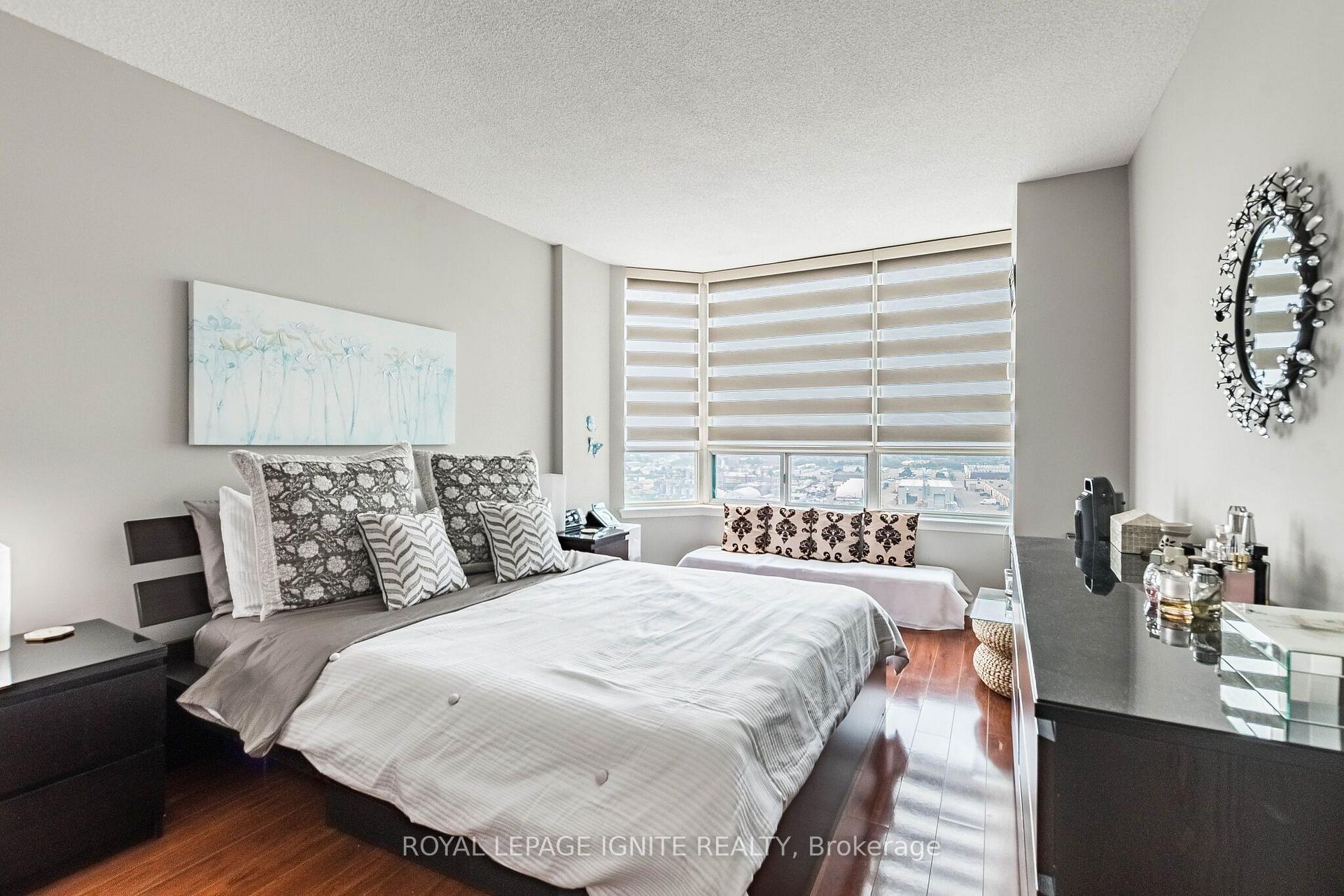 Photo 26 of Unit 1409, 550 Webb Drive, Mississauga, City Centre — HOMEH