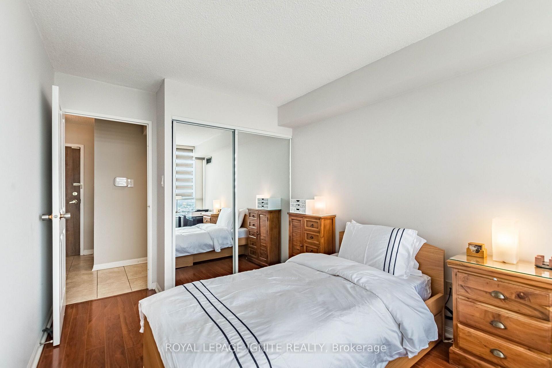 Photo 33 of Unit 1409, 550 Webb Drive, Mississauga, City Centre — HOMEH