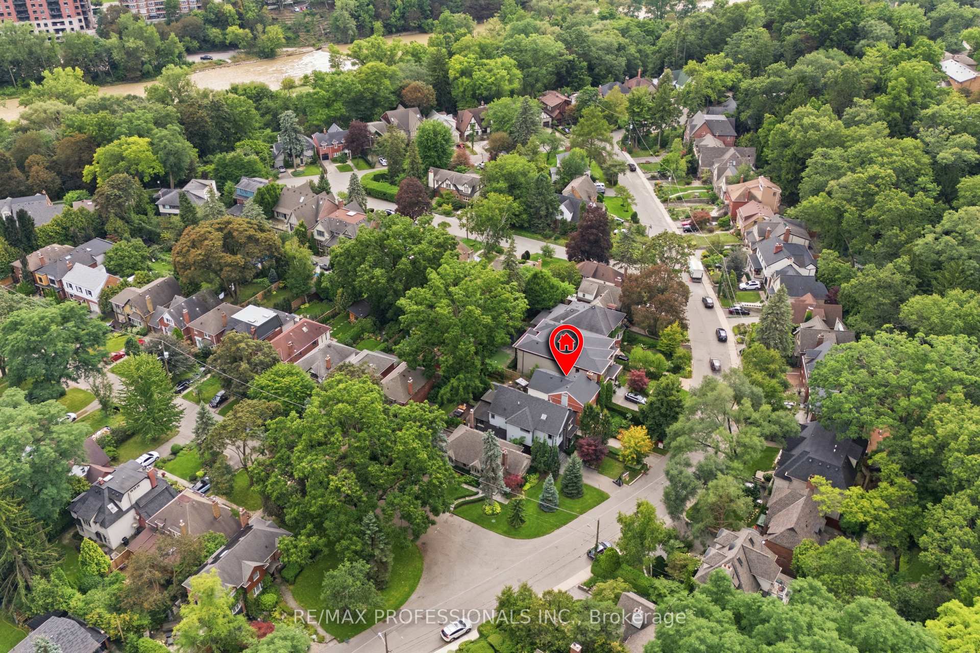 Photo 50 of 19 Langmuir Crescent, Toronto, Lambton Baby Point — HOMEH