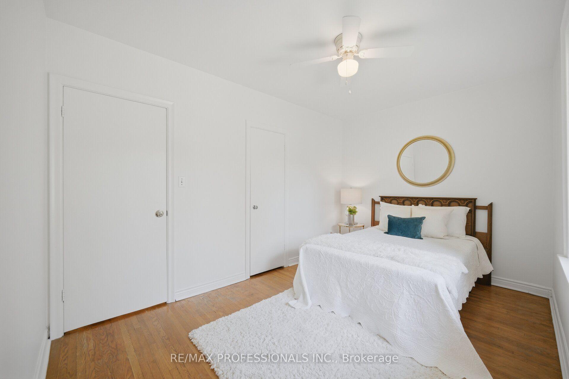 Photo 33 of 42 Cardigan Road, Etobicoke, Stonegate-Queensway — HOMEH