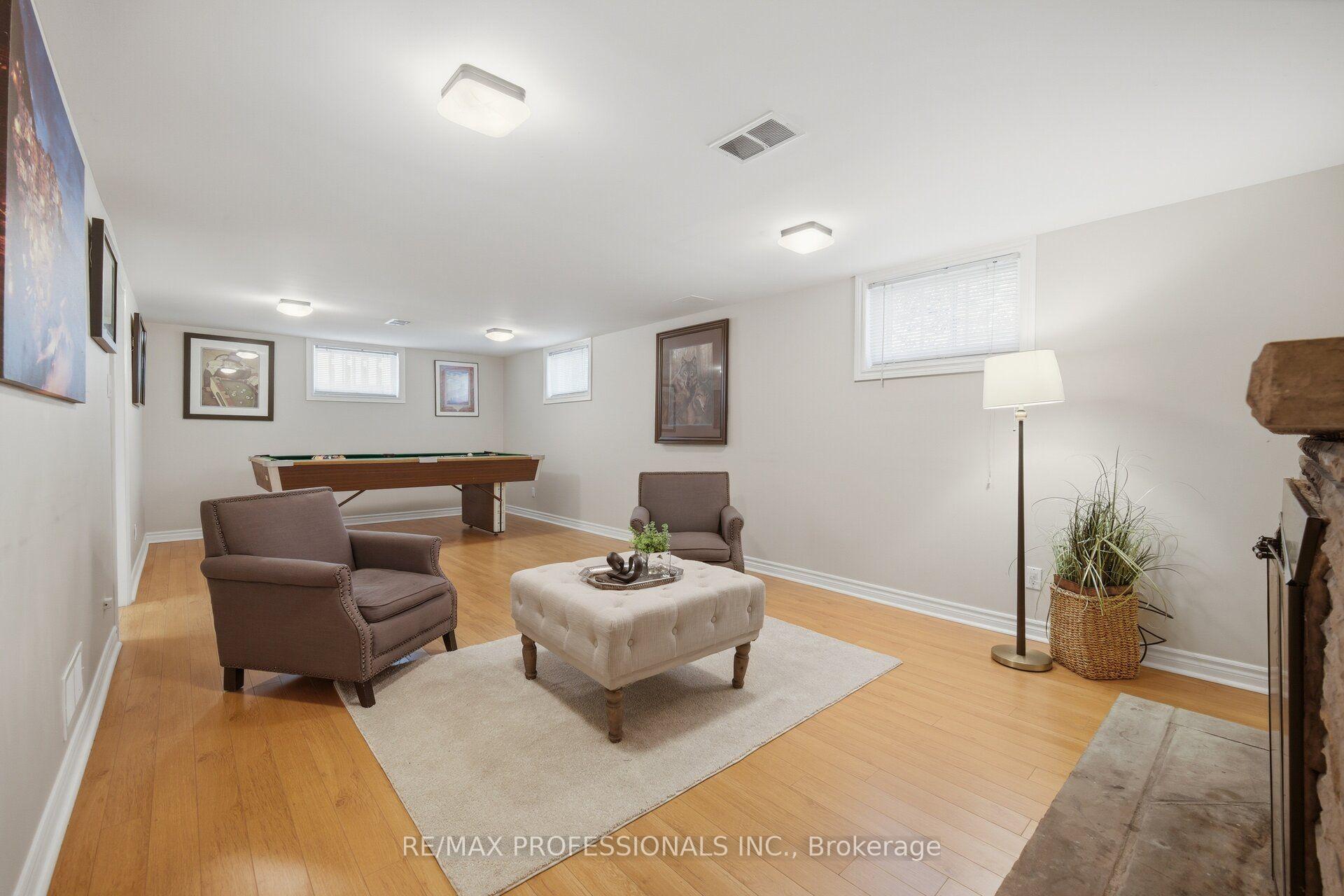 Photo 46 of 42 Cardigan Road, Etobicoke, Stonegate-Queensway — HOMEH