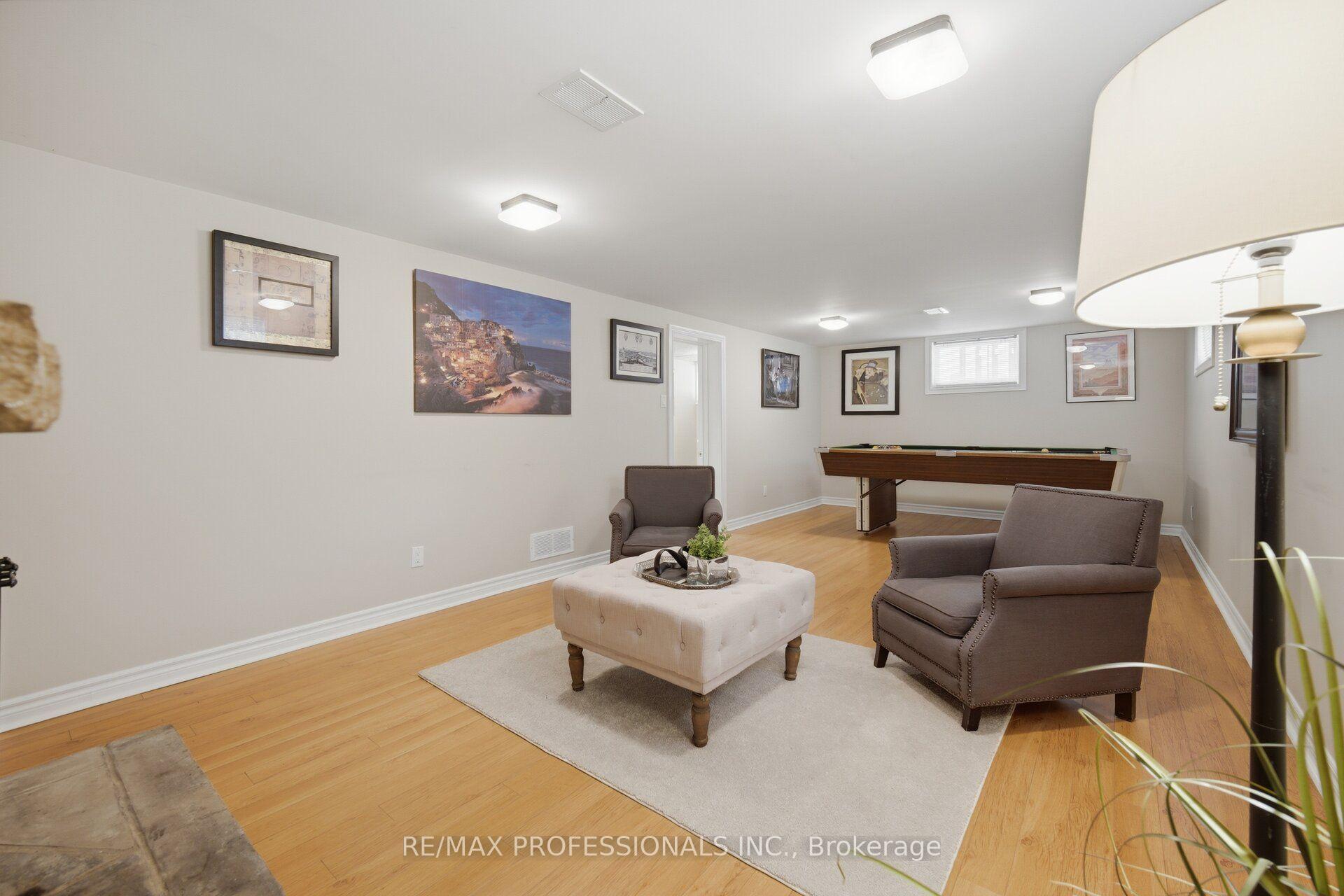 Photo 47 of 42 Cardigan Road, Etobicoke, Stonegate-Queensway — HOMEH