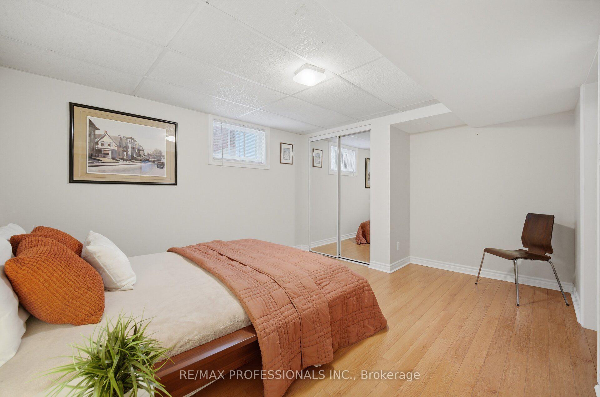 Photo 50 of 42 Cardigan Road, Etobicoke, Stonegate-Queensway — HOMEH
