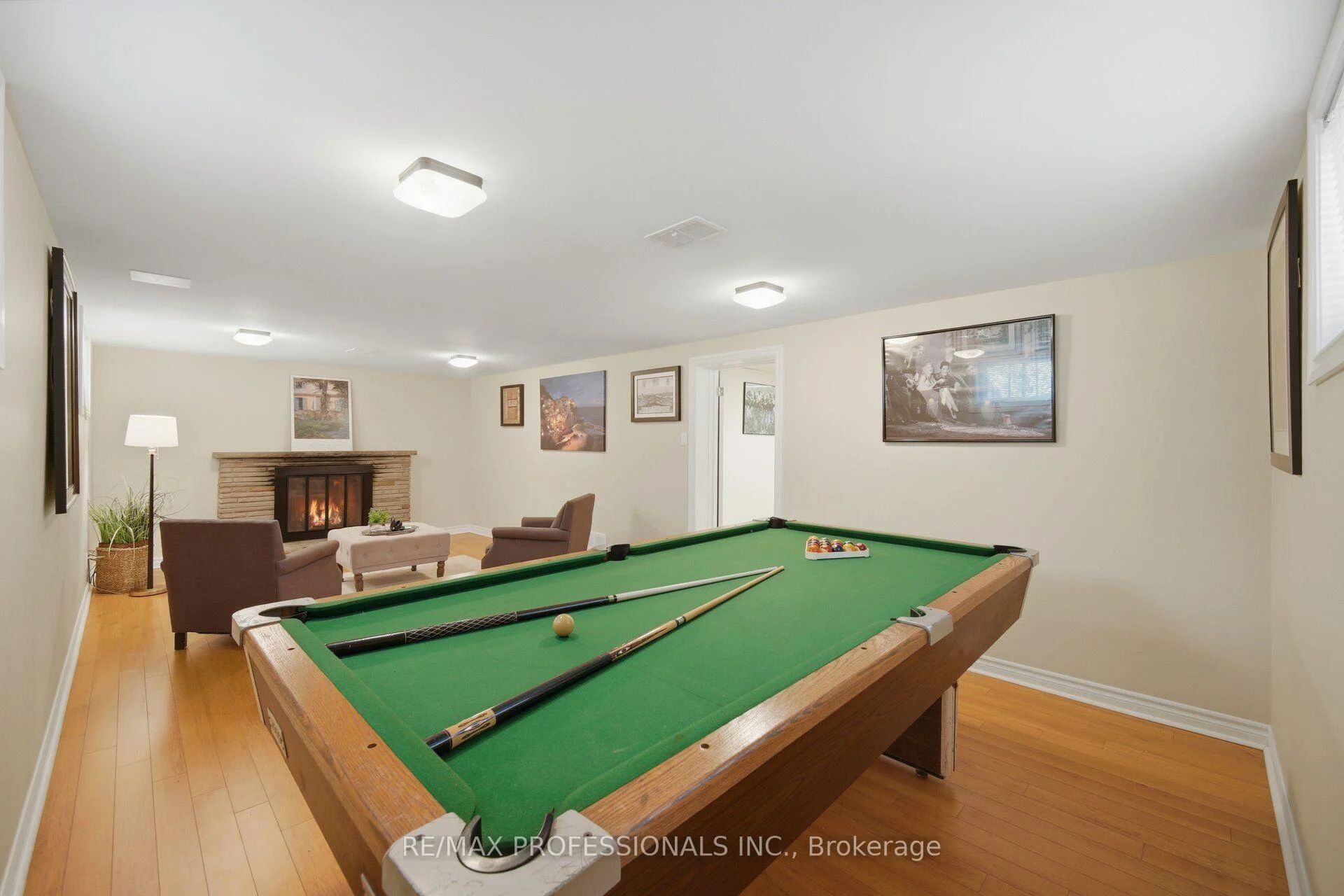 Photo 44 of 42 Cardigan Road, Etobicoke, Stonegate-Queensway — HOMEH