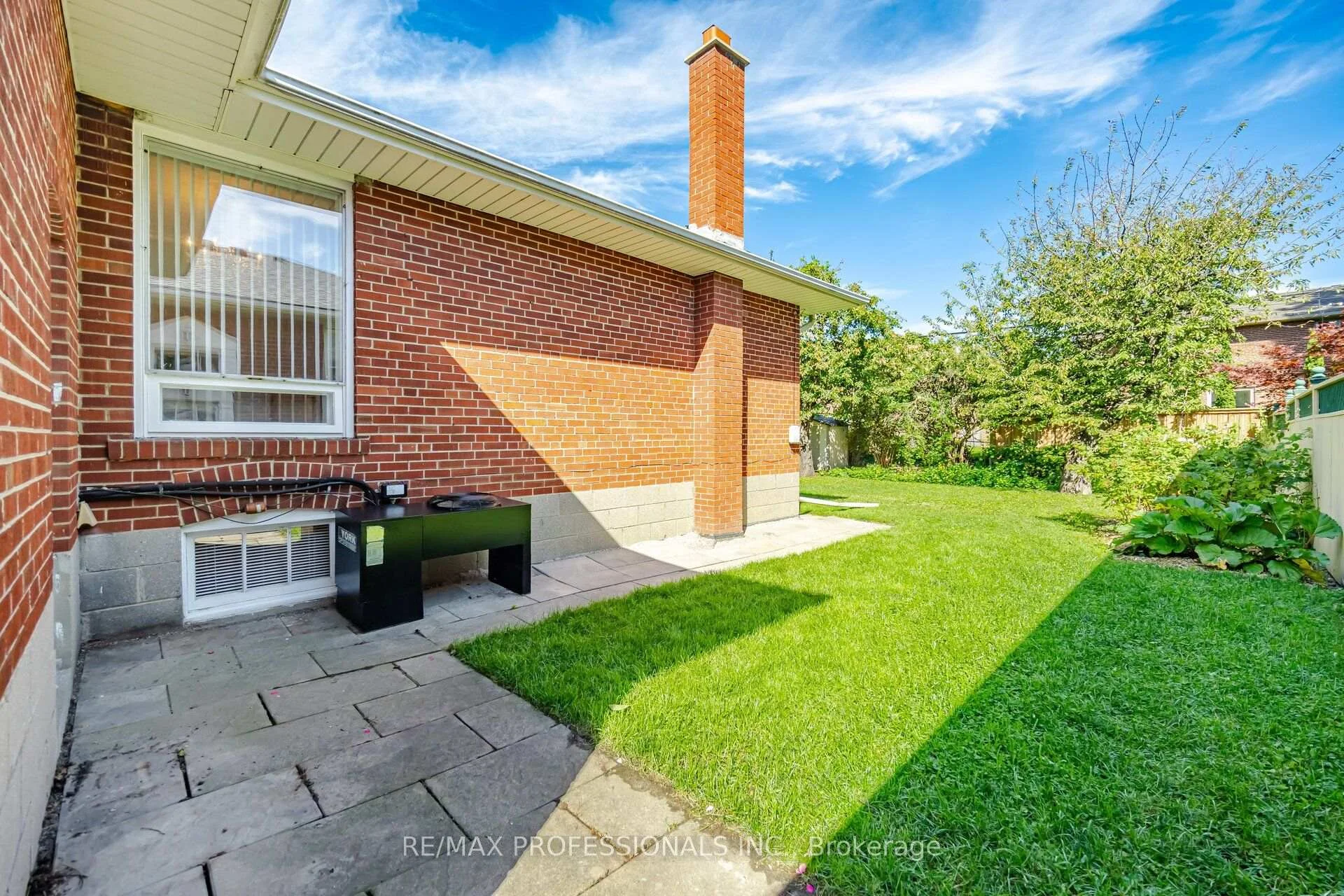 Photo 58 of 42 Cardigan Road, Etobicoke, Stonegate-Queensway — HOMEH