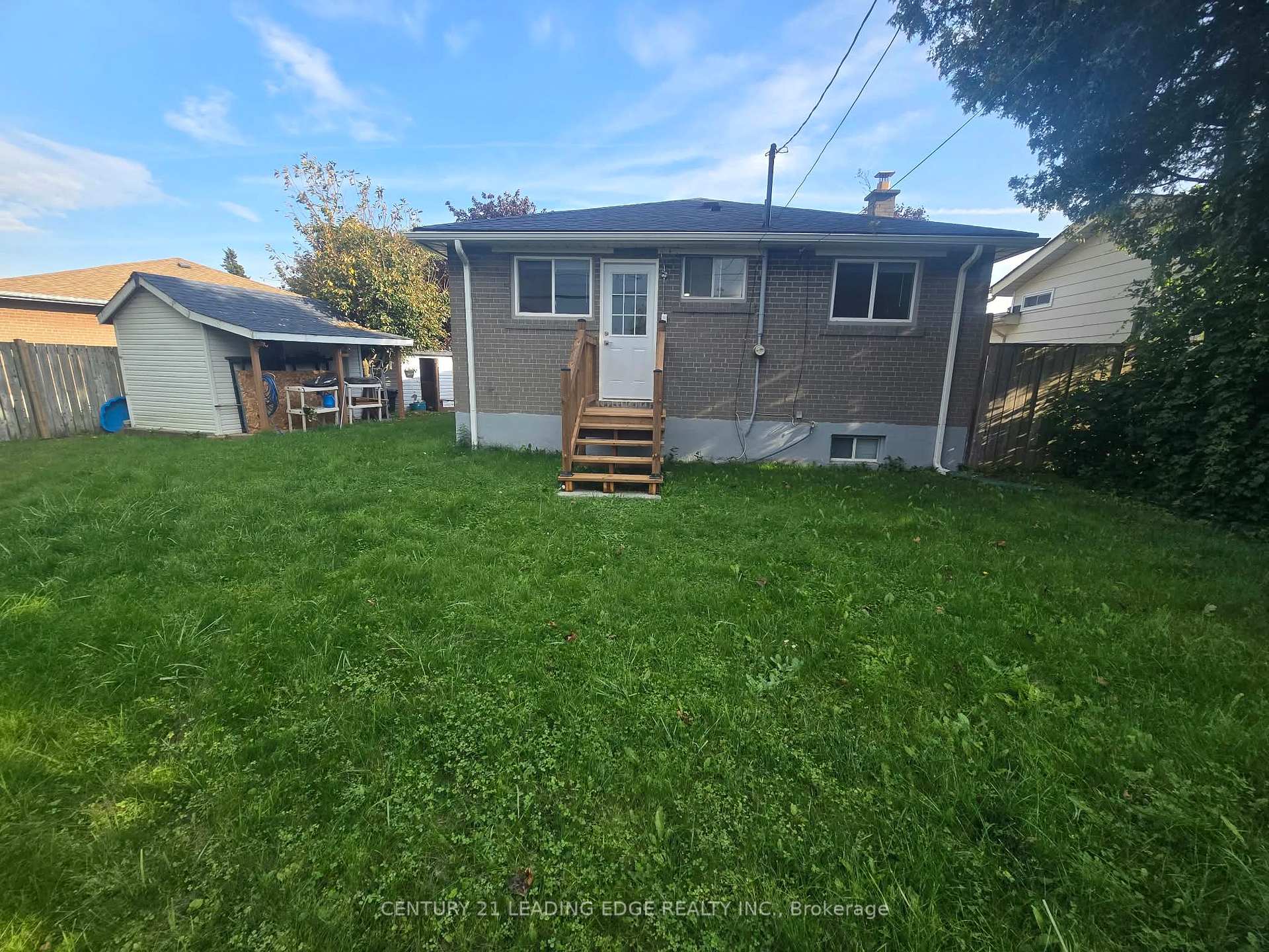 Photo 5 of 855 Zator Avenue, Pickering, Bay Ridges — HOMEH