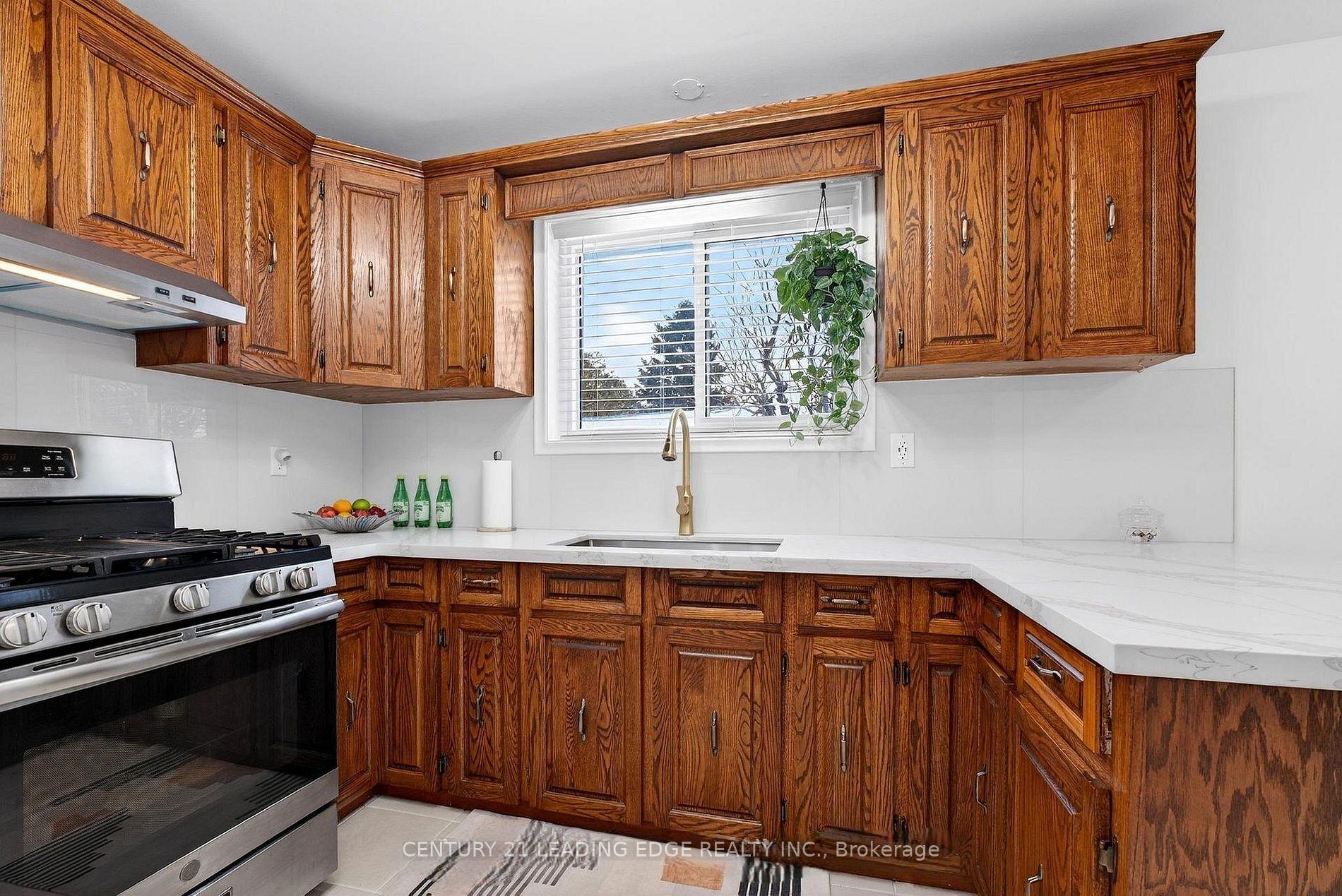 Photo 31 of 855 Zator Avenue, Pickering, Bay Ridges — HOMEH