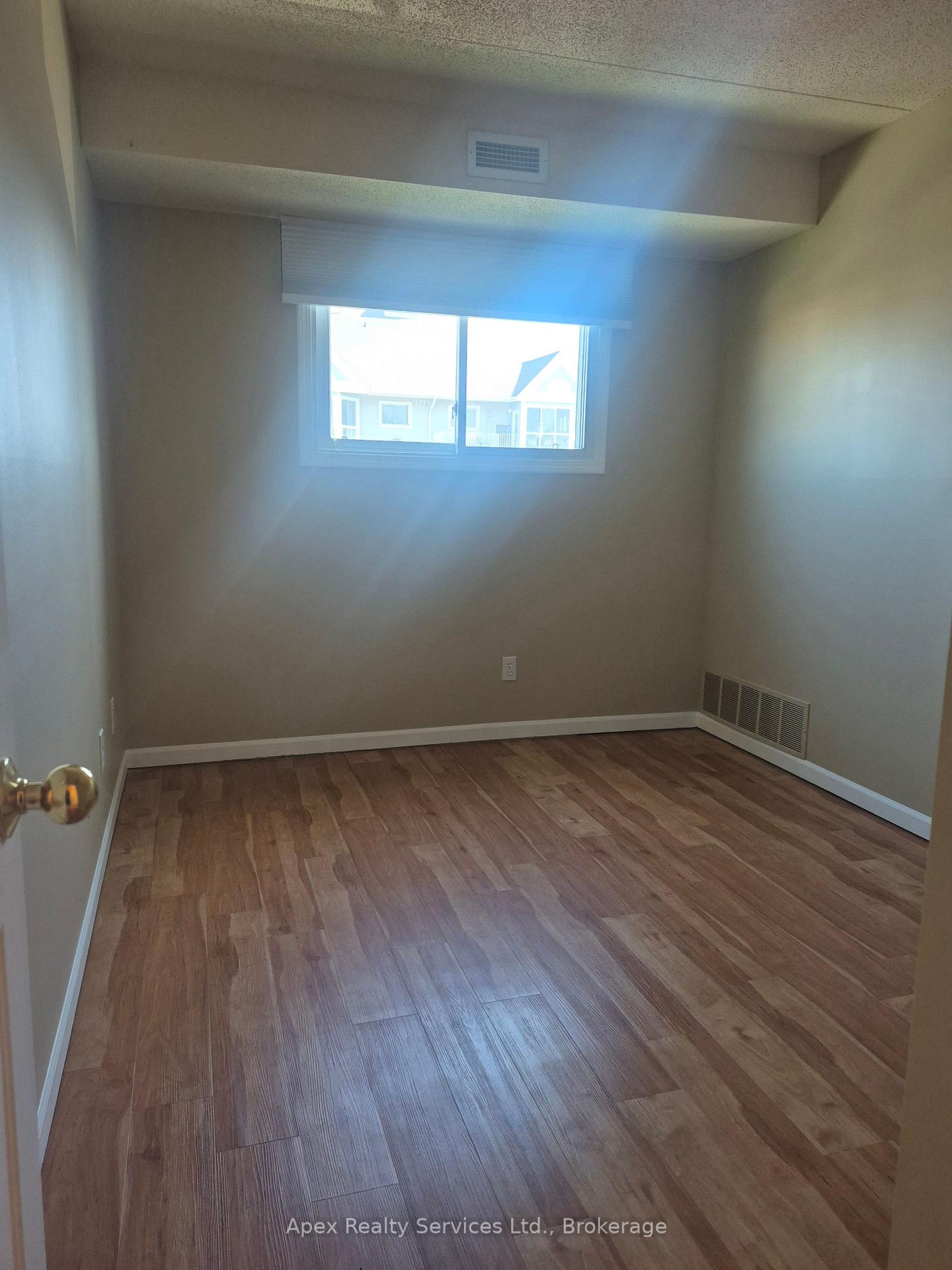 Photo 13 of Unit 306, 780 Gordon Street, Thunder Bay, Westfort — HOMEH