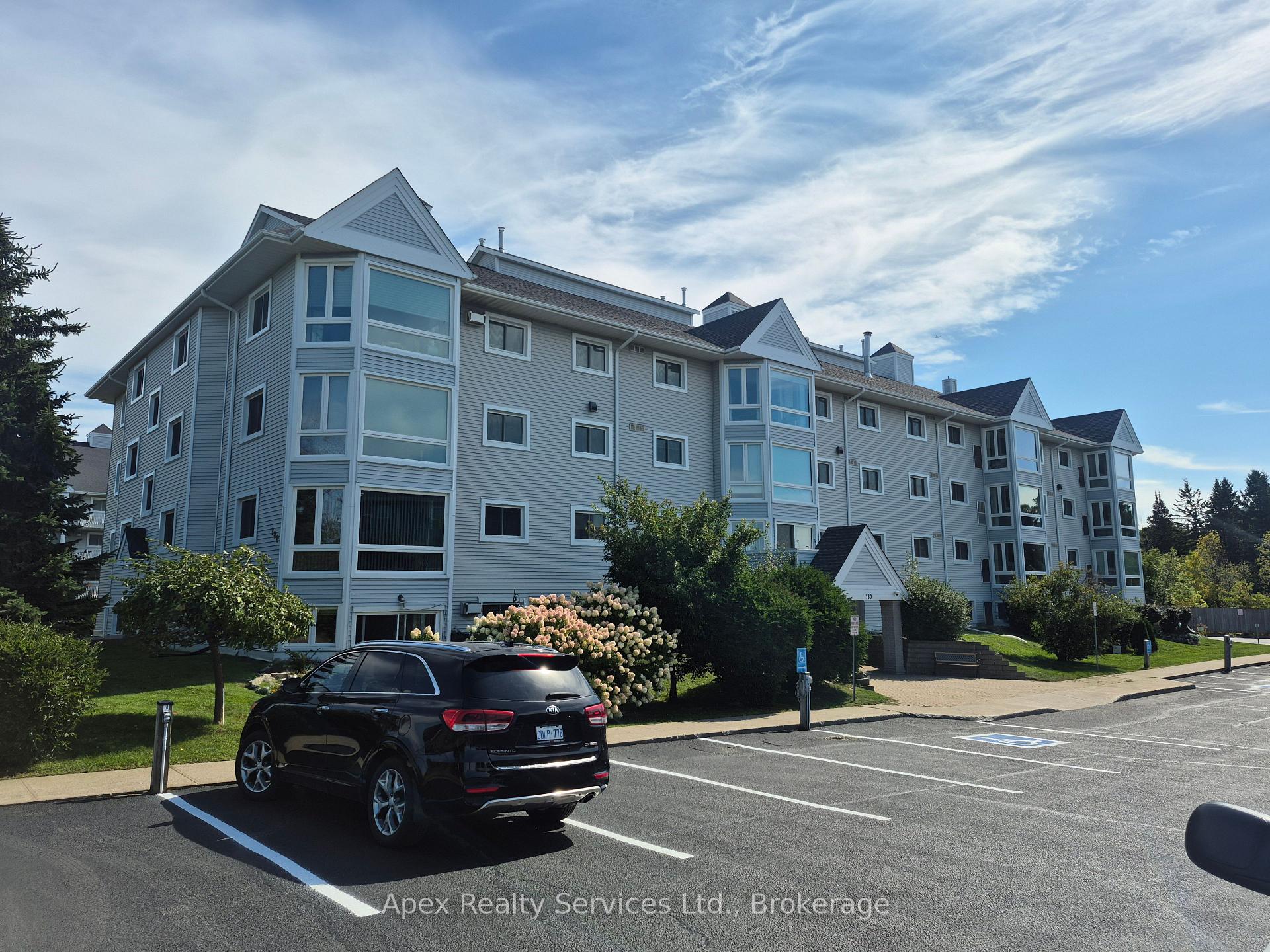 Photo of Unit 306, 780 Gordon Street