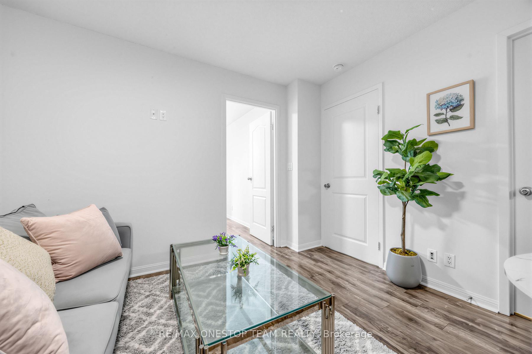 Photo 16 of Unit 504, 11 St Joseph Street, Toronto, Bay Street Corridor — HOMEH