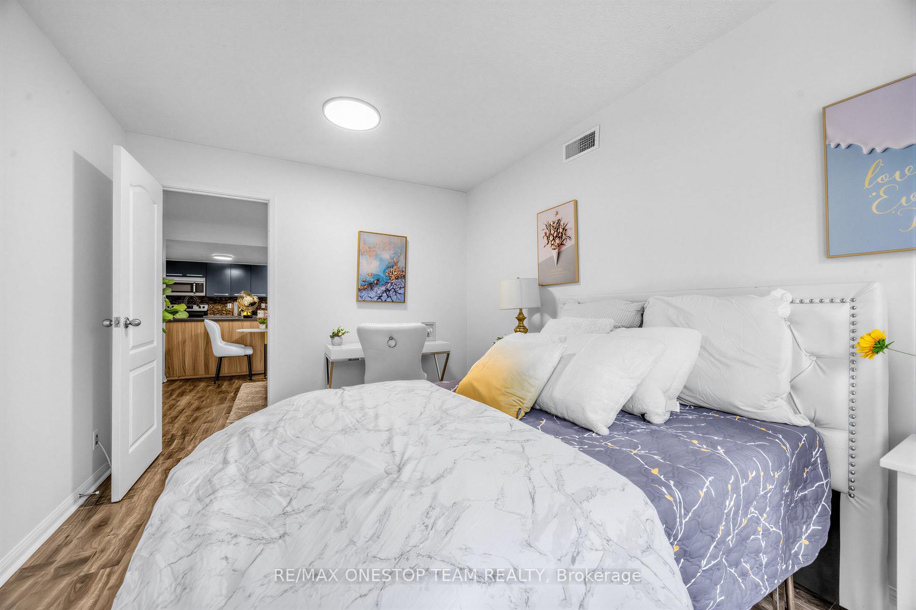Photo 18 of Unit 504, 11 St Joseph Street, Toronto, Bay Street Corridor — HOMEH