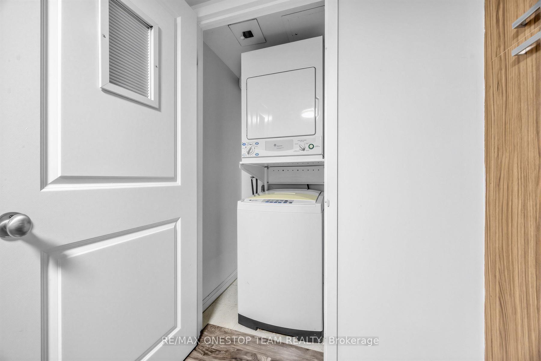 Photo 25 of Unit 504, 11 St Joseph Street, Toronto, Bay Street Corridor — HOMEH