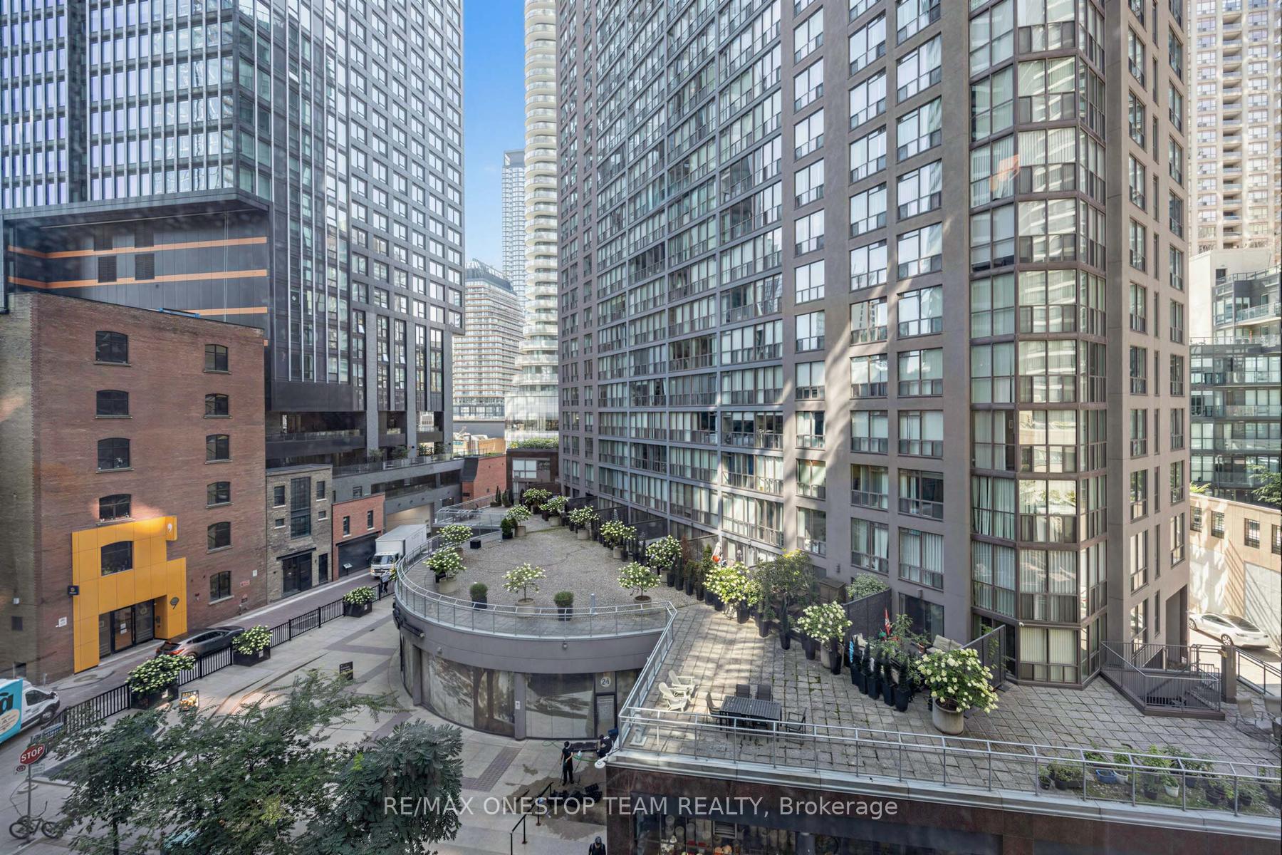 Photo 26 of Unit 504, 11 St Joseph Street, Toronto, Bay Street Corridor — HOMEH
