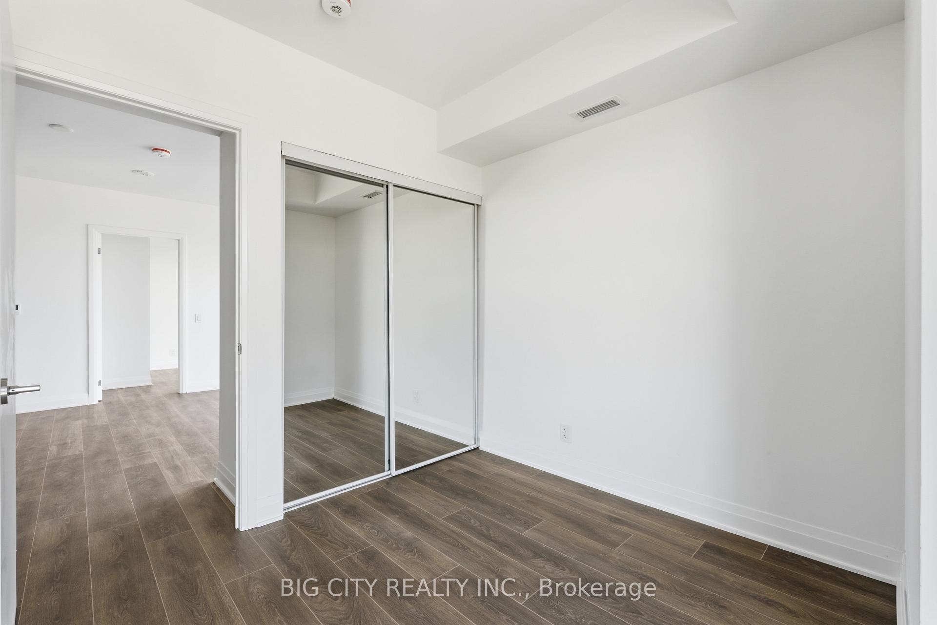 Photo 6 of Unit 2207, 25 Frederick Todd Way, Toronto, Thorncliffe Park — HOMEH
