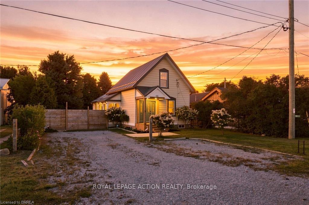 Photo 2 of 183 Dalton Road, Norfolk, Delhi — HOMEH