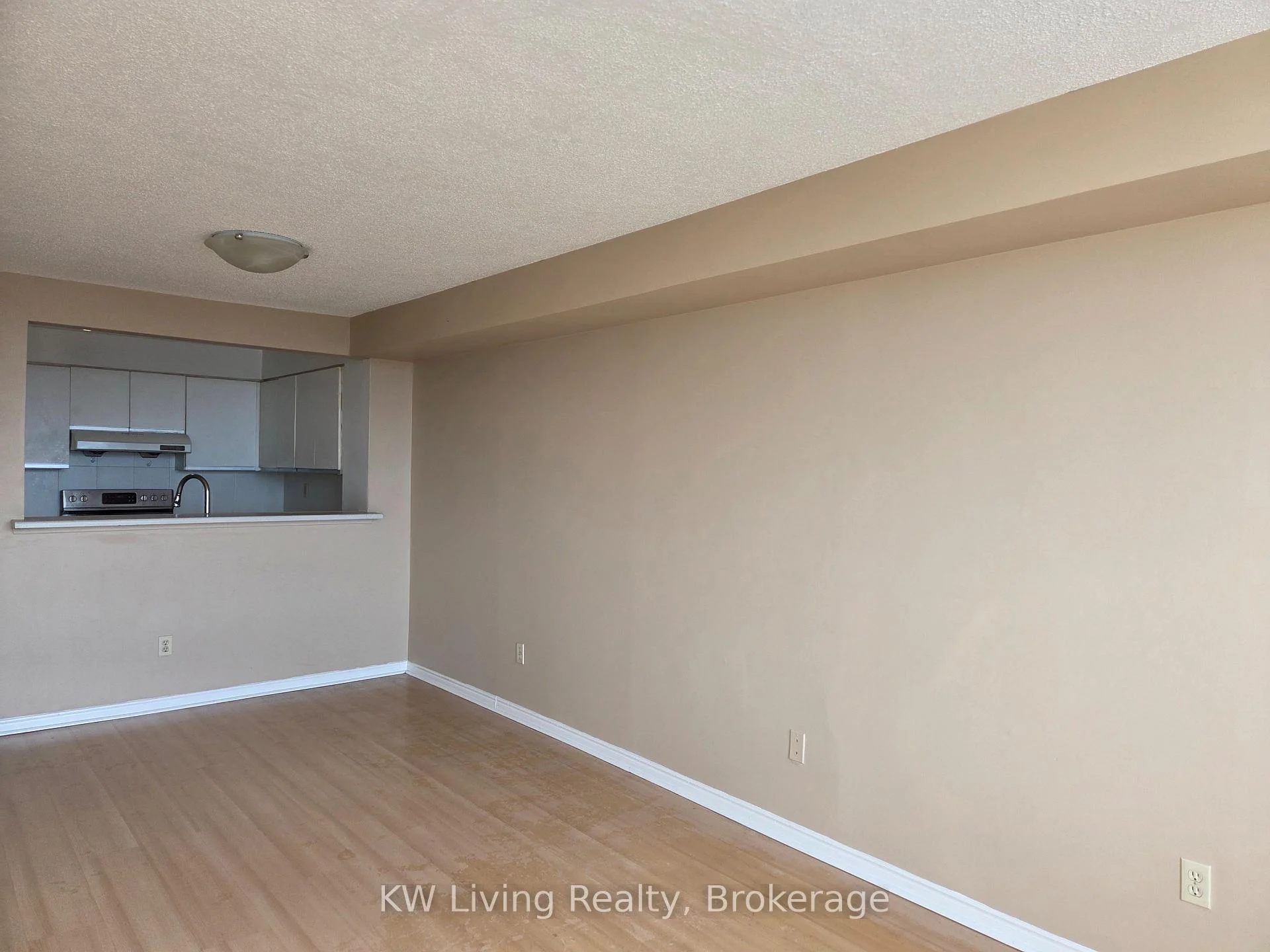 Front of Unit PH07, 410 McLevin Avenue NW