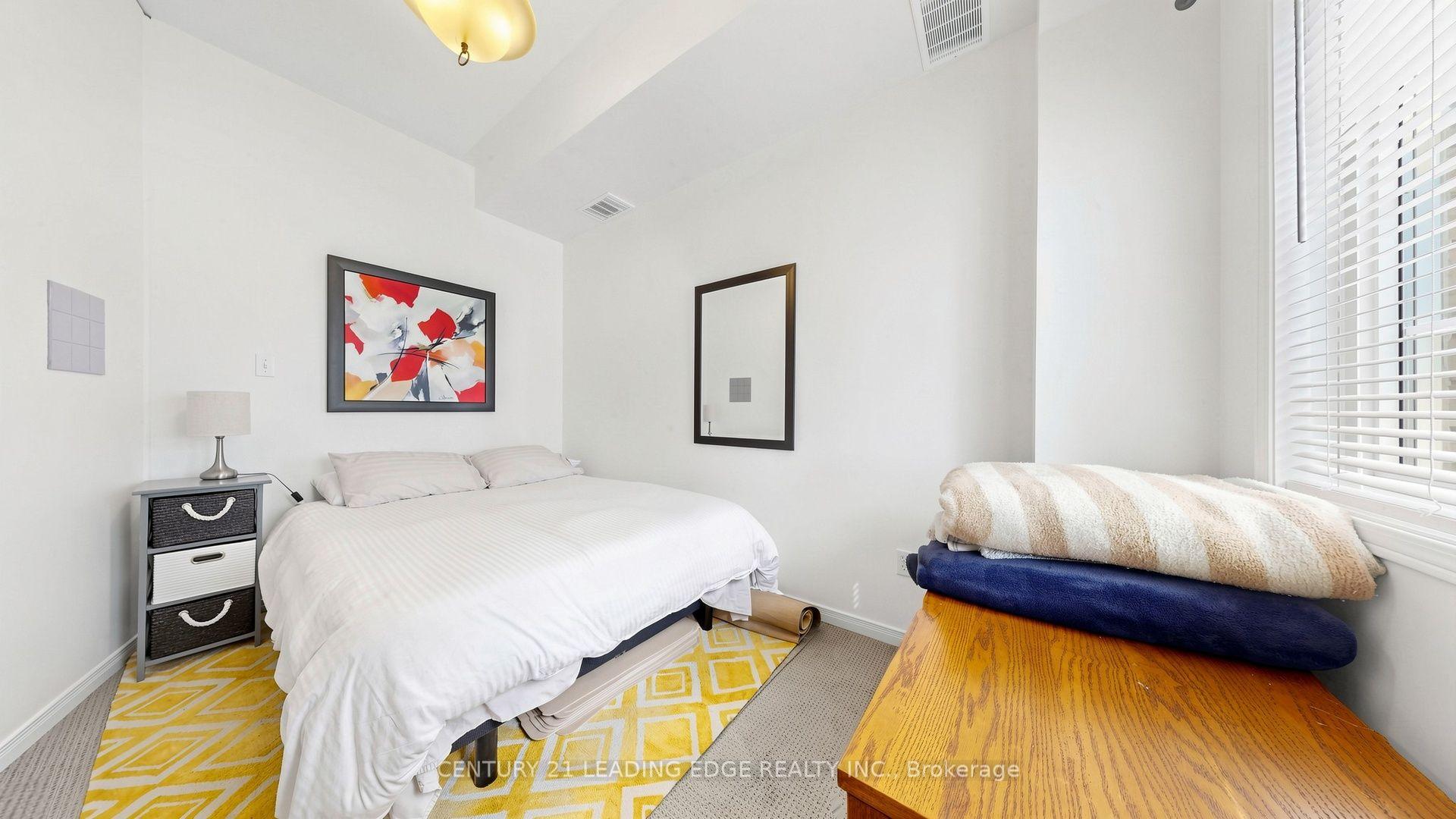Photo 33 of 152 Bartley Drive, North York, Victoria Village — HOMEH
