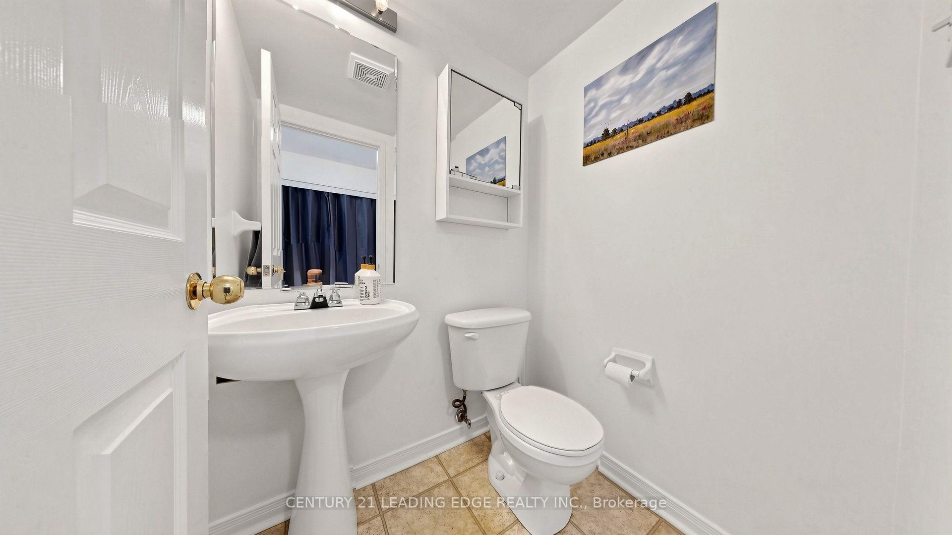 Photo 39 of 152 Bartley Drive, North York, Victoria Village — HOMEH