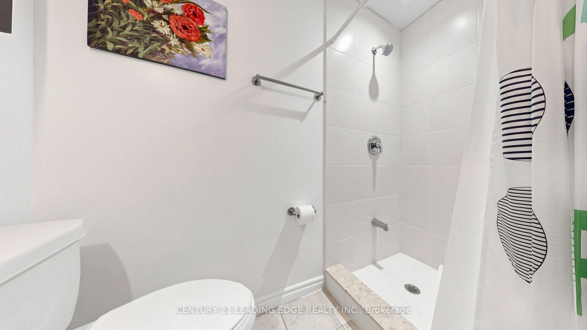 Photo 42 of 152 Bartley Drive, North York, Victoria Village — HOMEH