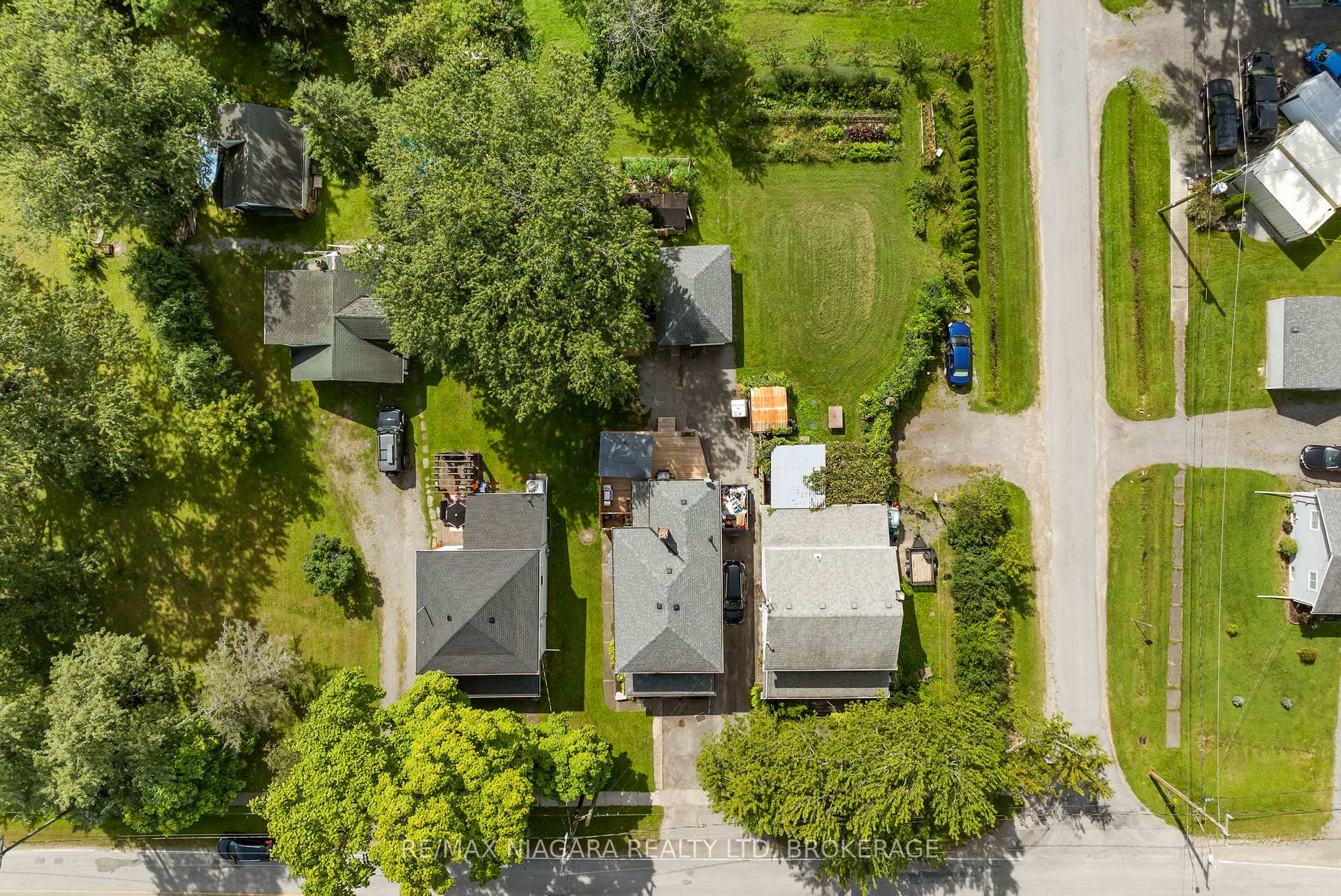 Photo 25 of 63 Bridge Street W, Thorold, Hurricane/Merrittville — HOMEH