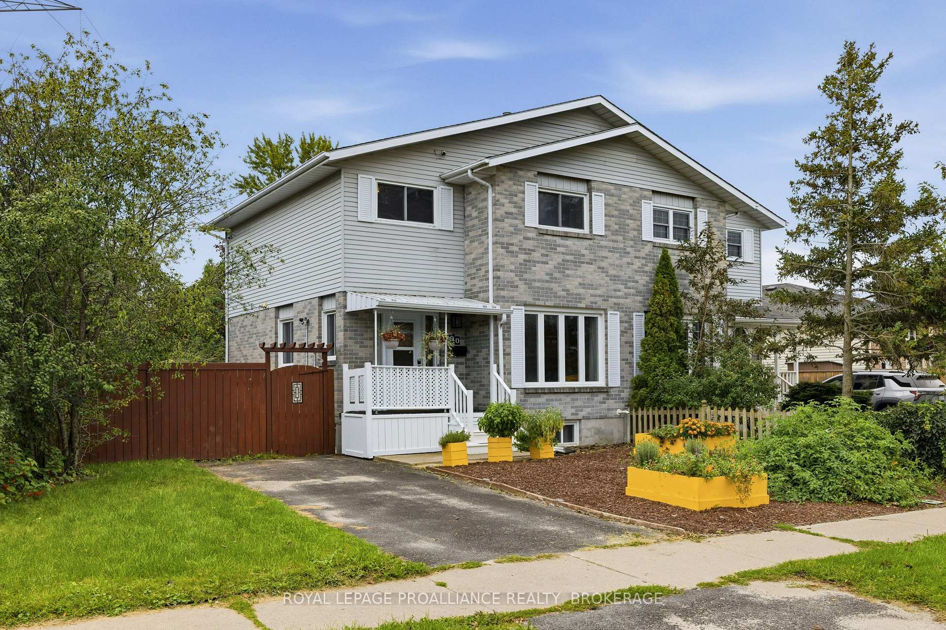 Photo 1 of 690 Davis Drive, Kingston, East Gardiners Rd — HOMEH