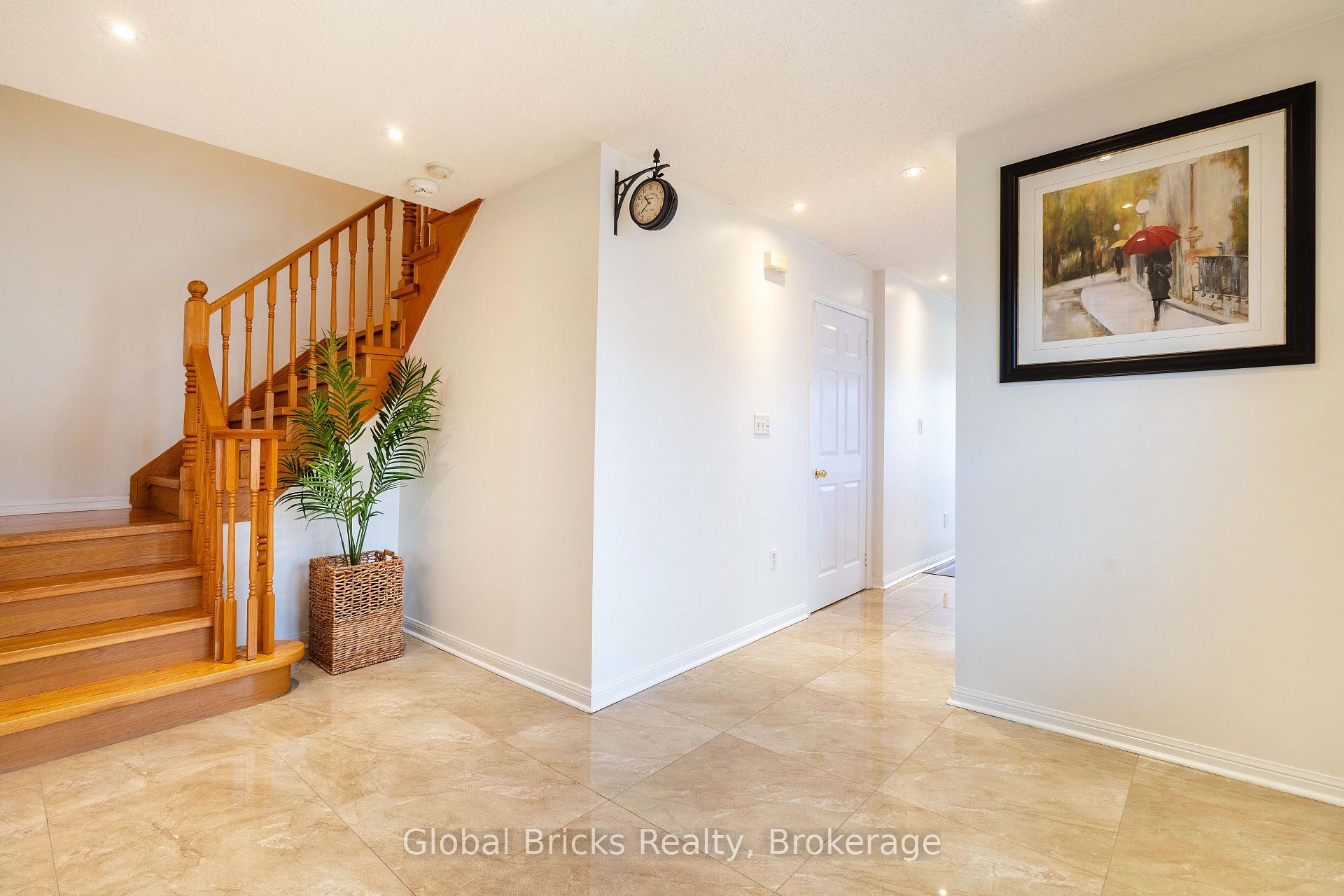 Photo 7 of 60 Dwyer Drive, Brampton, Gore Industrial North — HOMEH