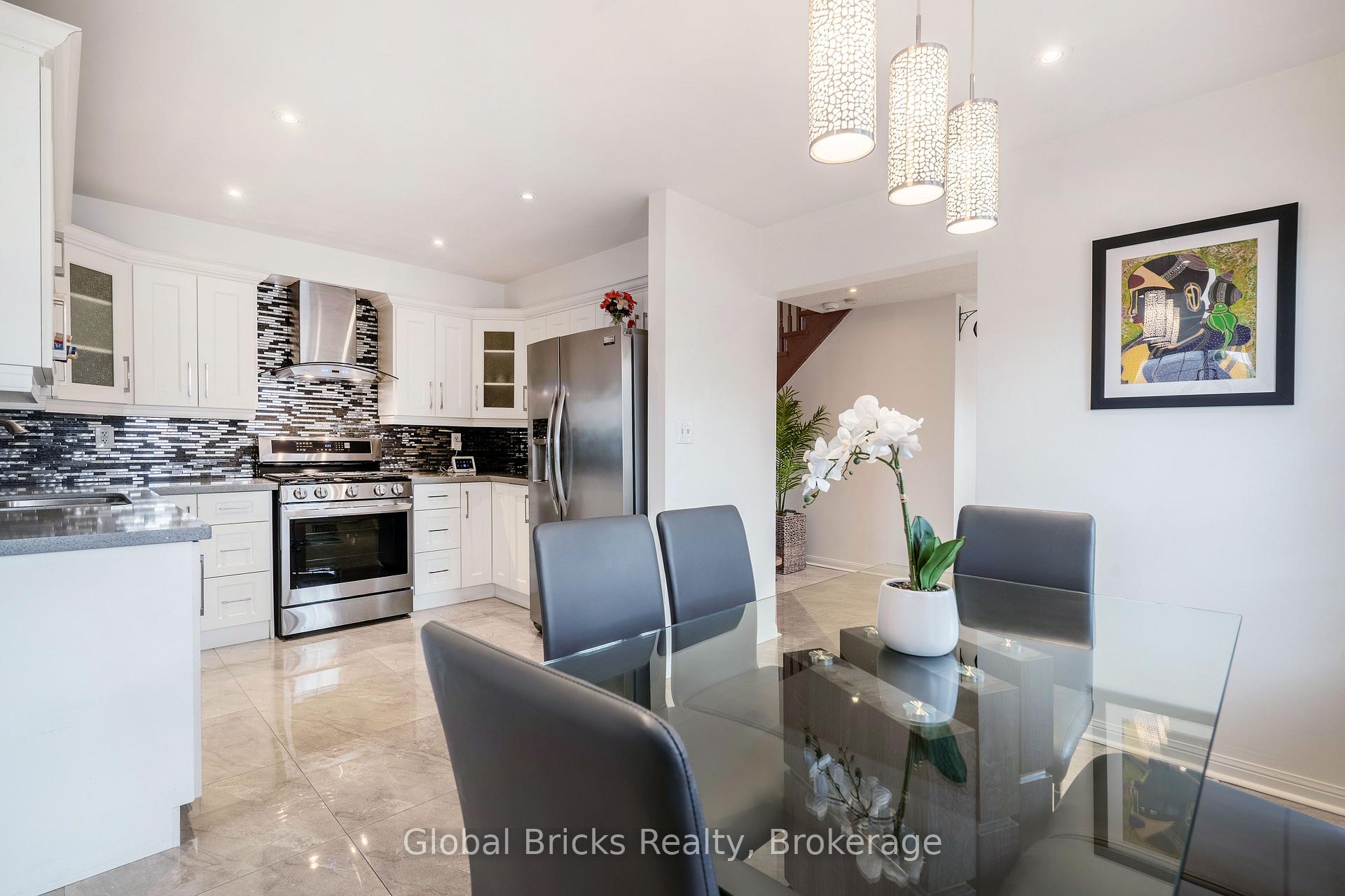 Photo 10 of 60 Dwyer Drive, Brampton, Gore Industrial North — HOMEH