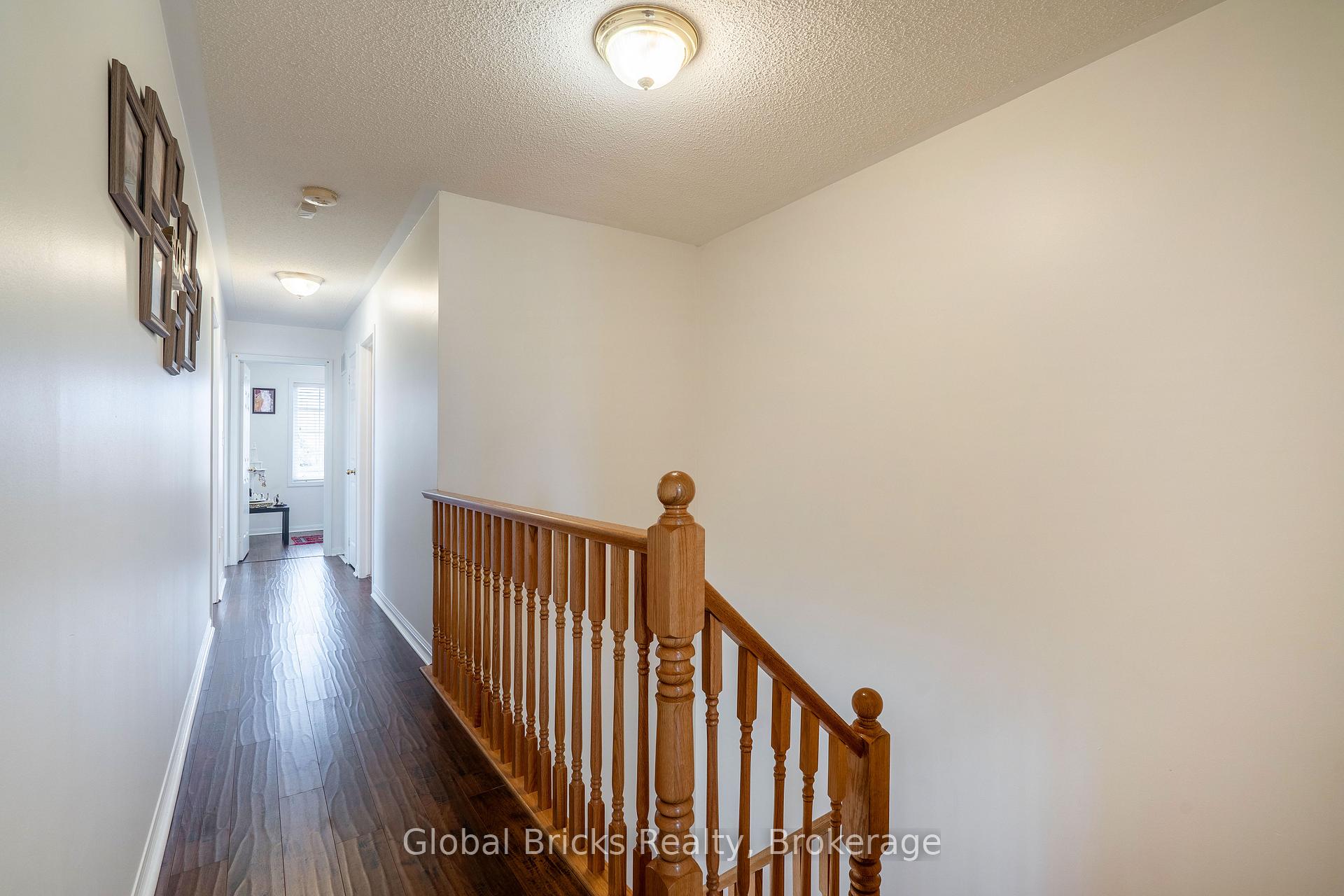 Photo 17 of 60 Dwyer Drive, Brampton, Gore Industrial North — HOMEH