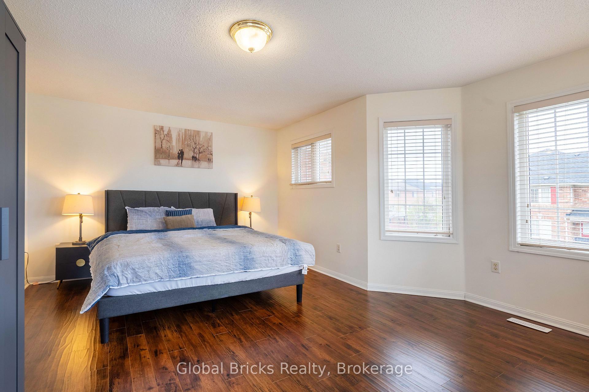 Photo 18 of 60 Dwyer Drive, Brampton, Gore Industrial North — HOMEH