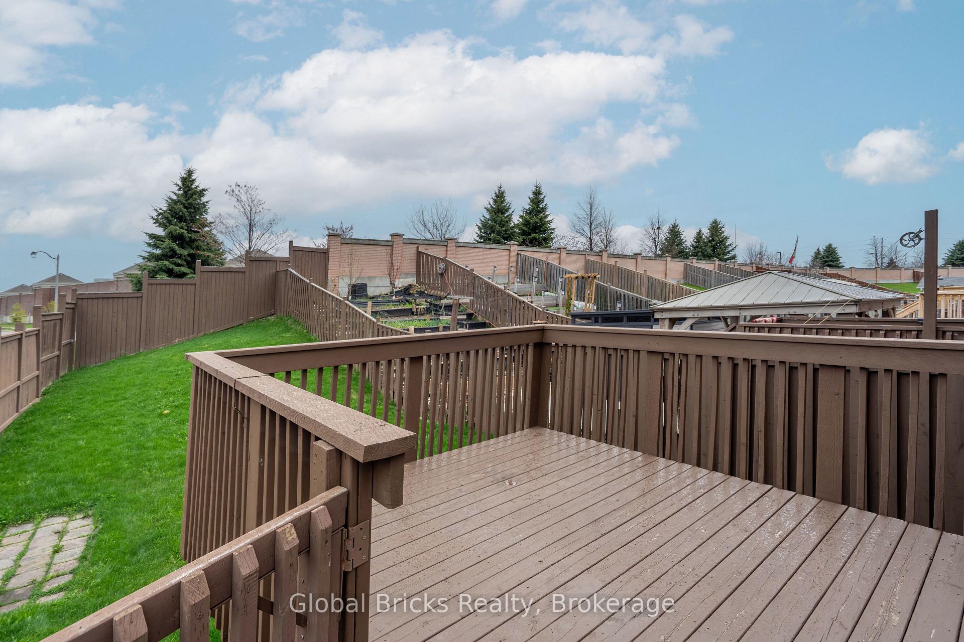 Photo 28 of 60 Dwyer Drive, Brampton, Gore Industrial North — HOMEH