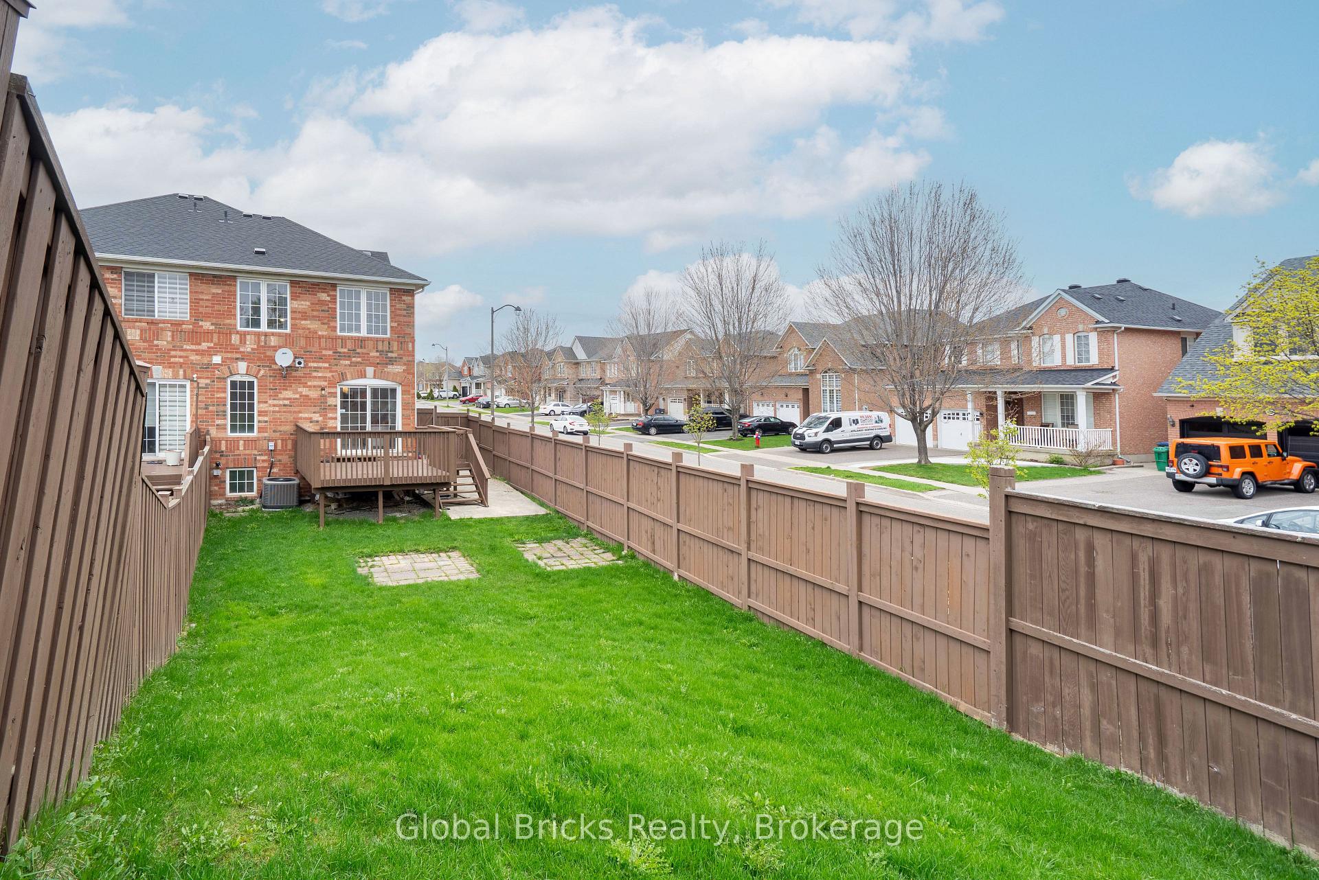 Photo 29 of 60 Dwyer Drive, Brampton, Gore Industrial North — HOMEH
