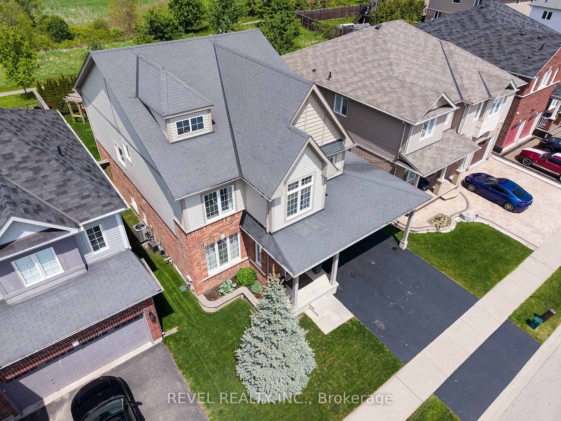 Photo 6 of 10 Bisset Avenue, Brantford, Empire South — HOMEH