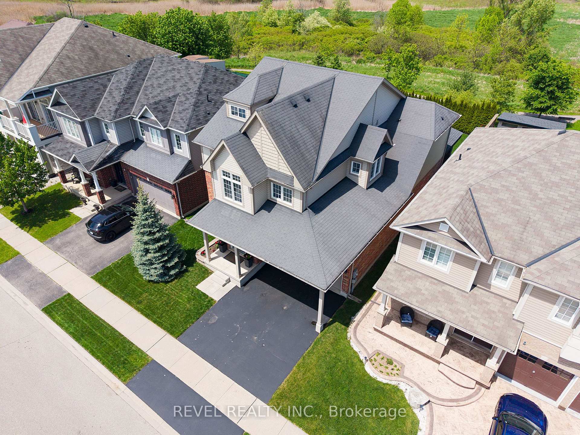 Photo 7 of 10 Bisset Avenue, Brantford, Empire South — HOMEH