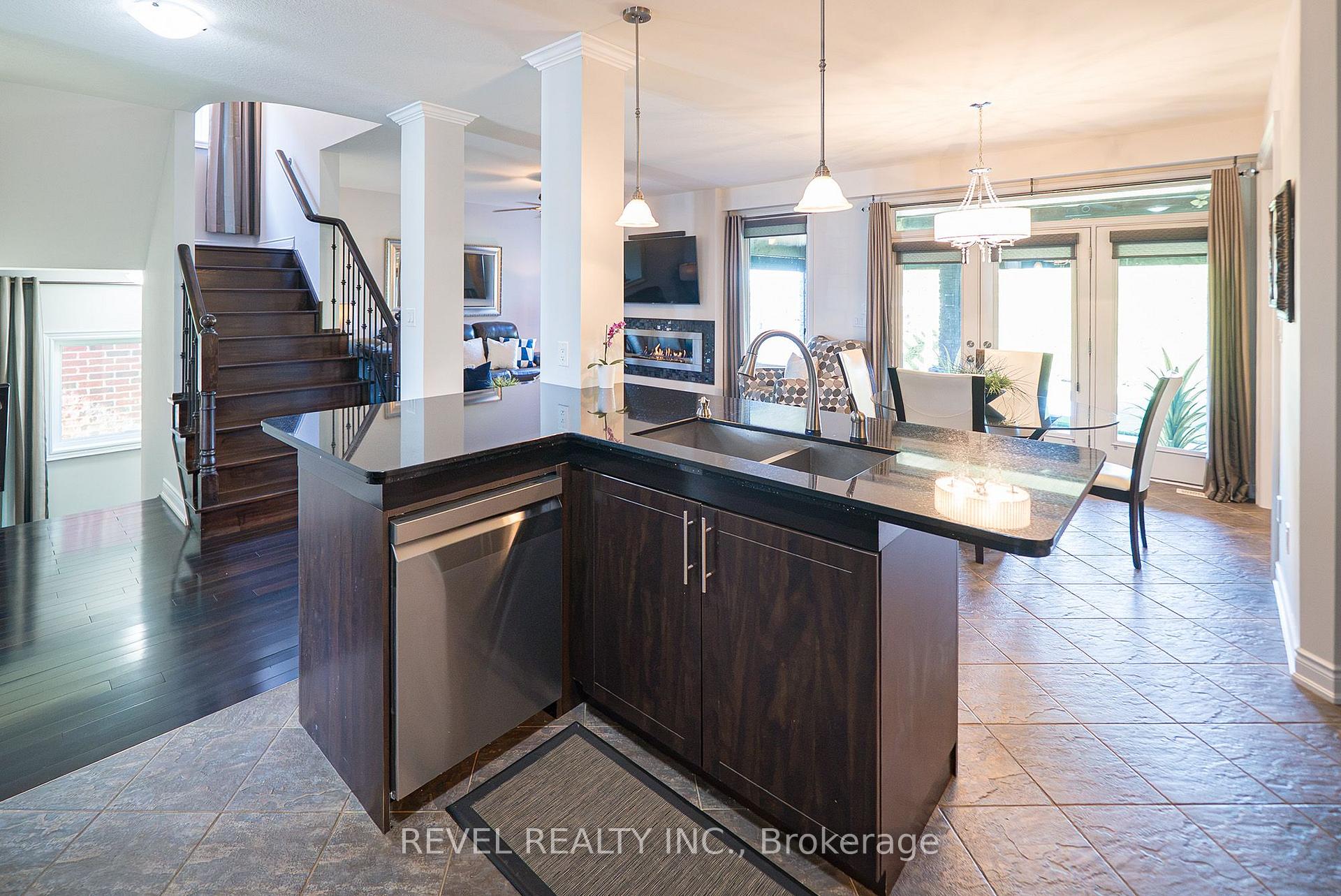 Photo 20 of 10 Bisset Avenue, Brantford, Empire South — HOMEH