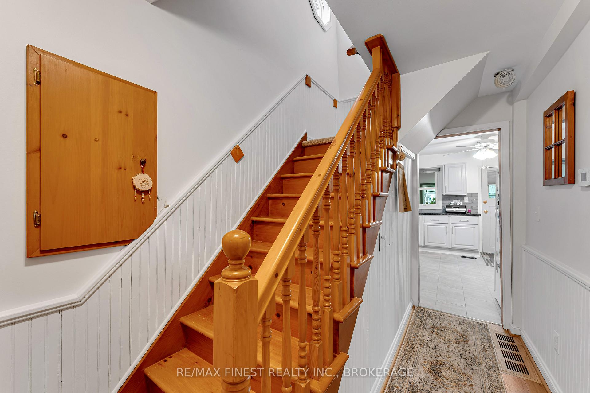 Photo 7 of 580 MacDonnell Street, Kingston, East of Sir John A. Blvd — HOMEH