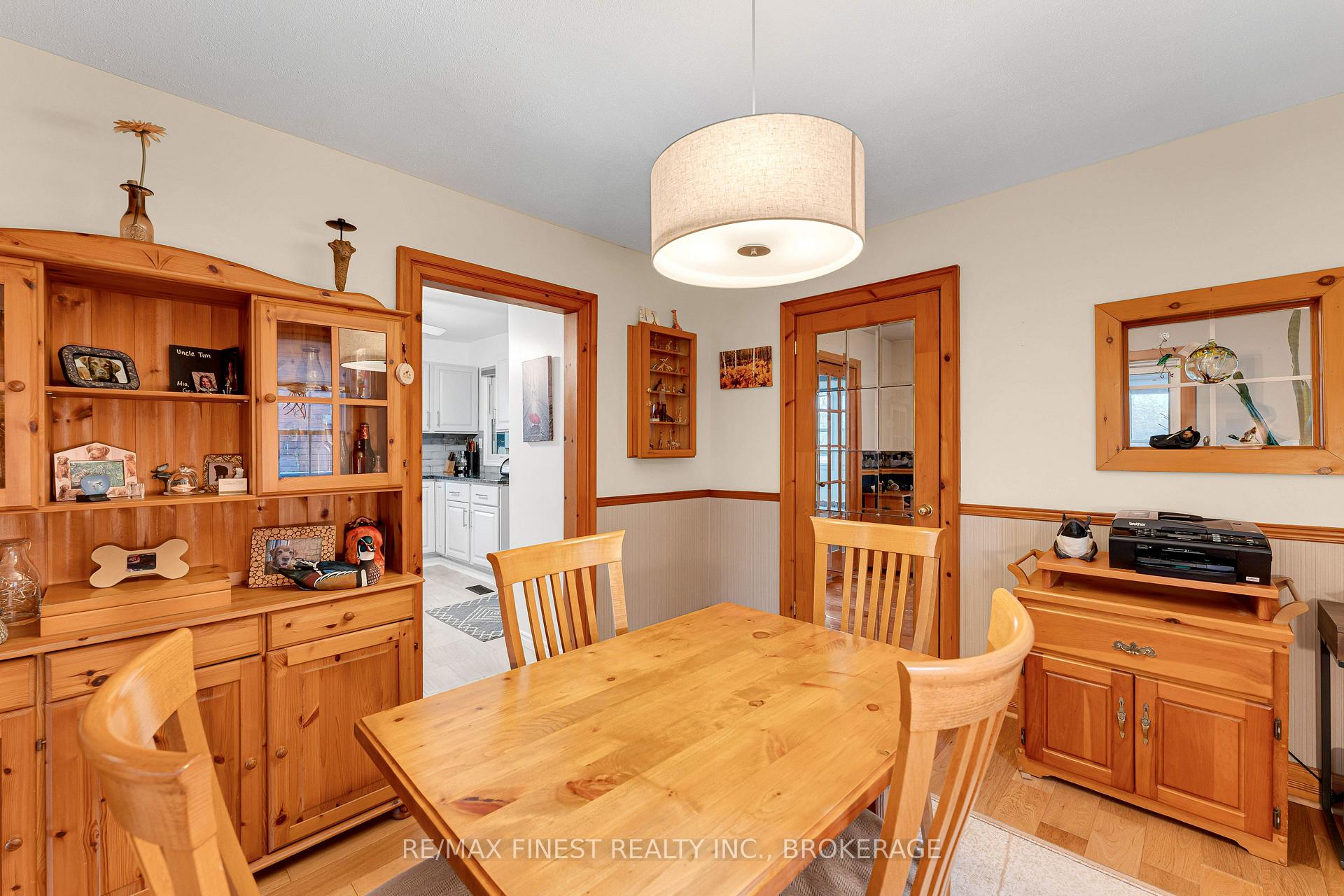 Photo 13 of 580 MacDonnell Street, Kingston, East of Sir John A. Blvd — HOMEH