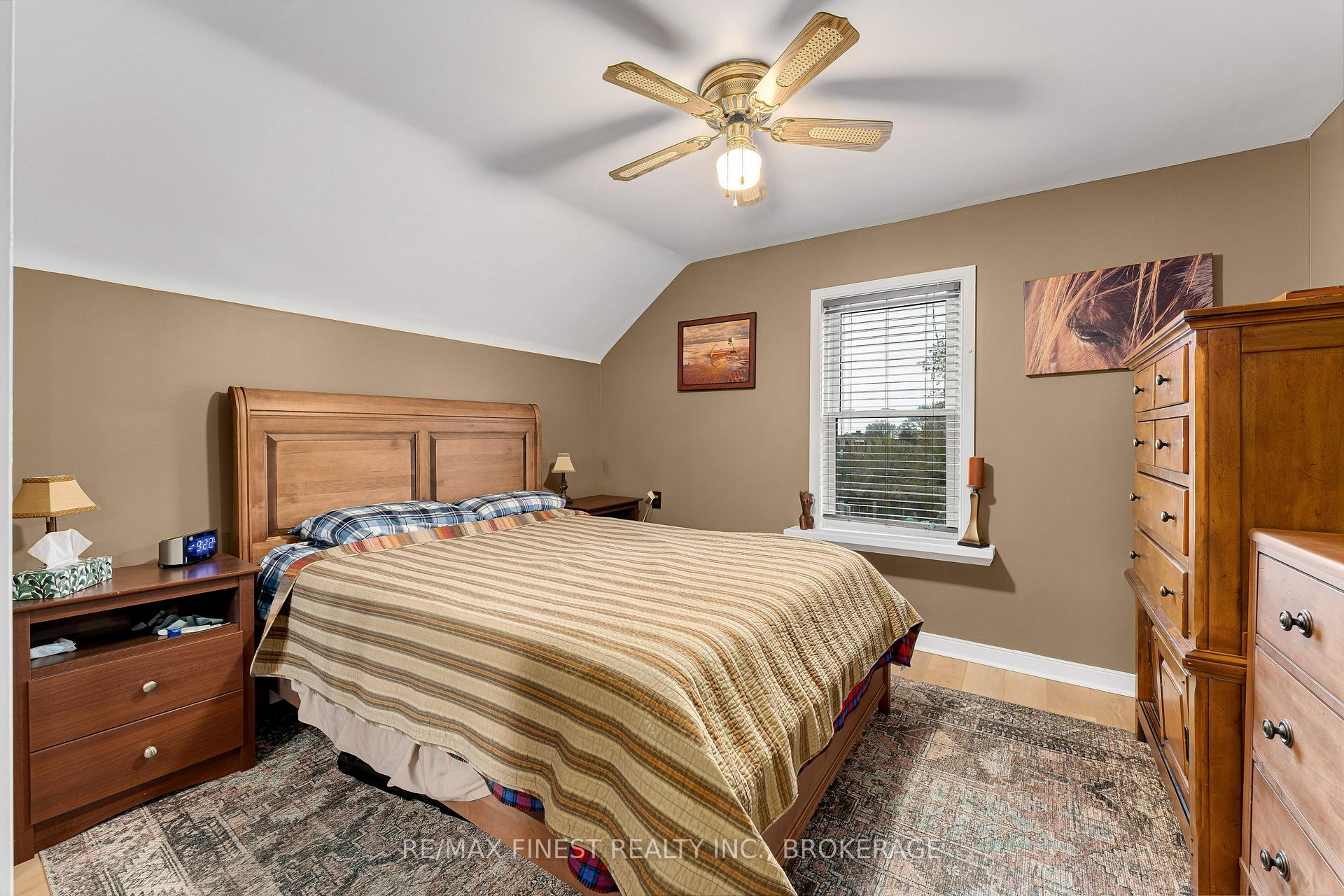 Photo 29 of 580 MacDonnell Street, Kingston, East of Sir John A. Blvd — HOMEH
