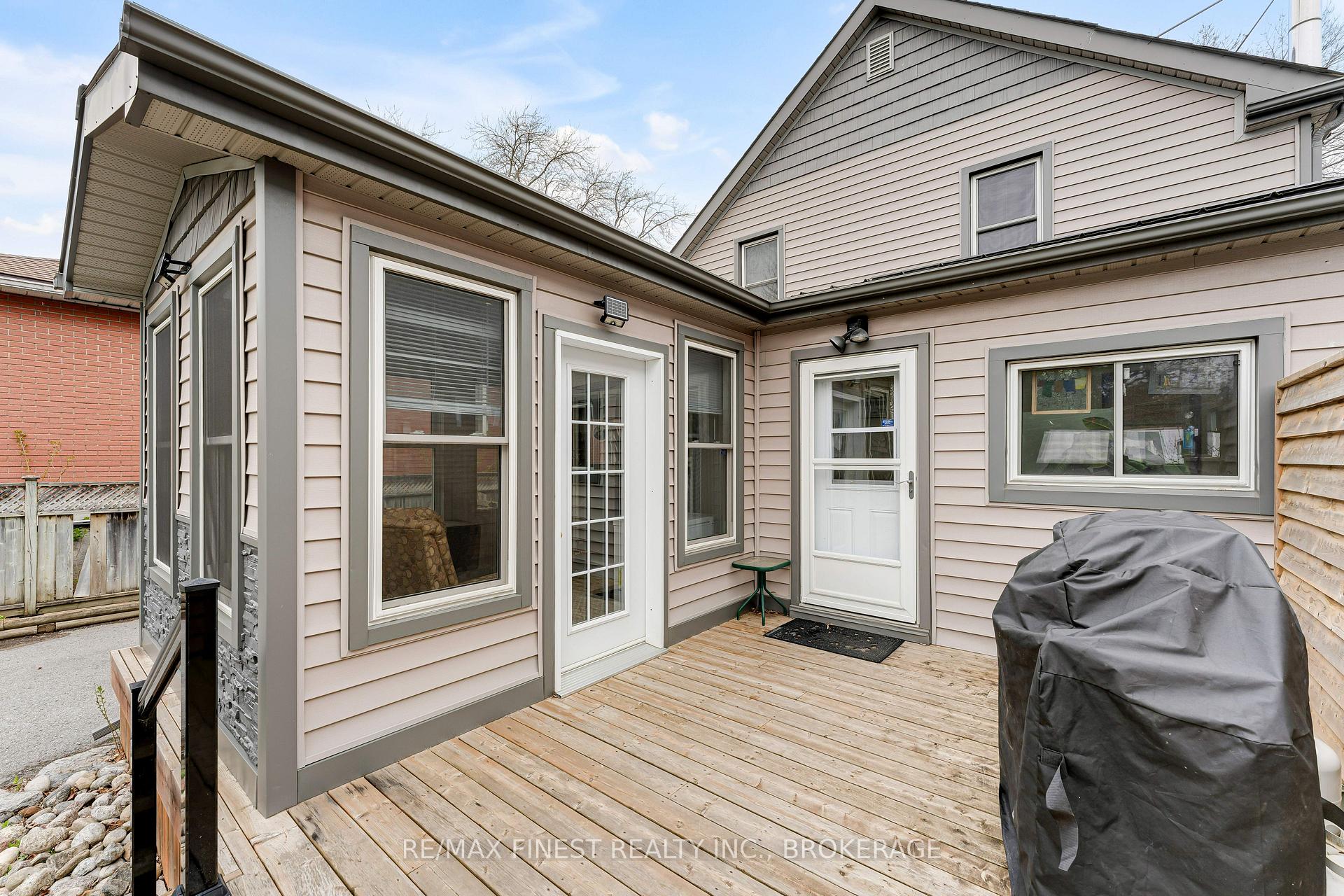 Photo 37 of 580 MacDonnell Street, Kingston, East of Sir John A. Blvd — HOMEH
