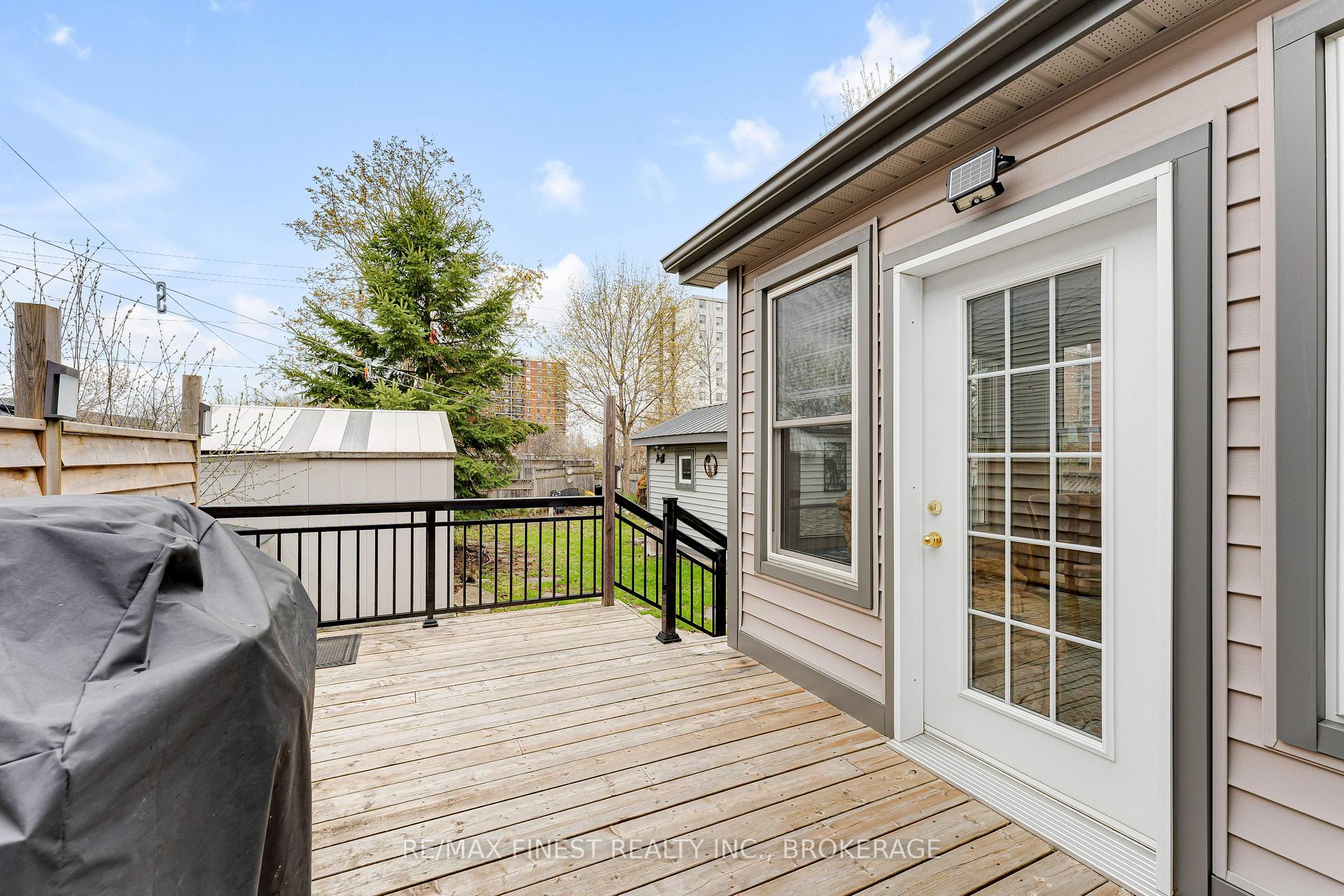 Photo 38 of 580 MacDonnell Street, Kingston, East of Sir John A. Blvd — HOMEH