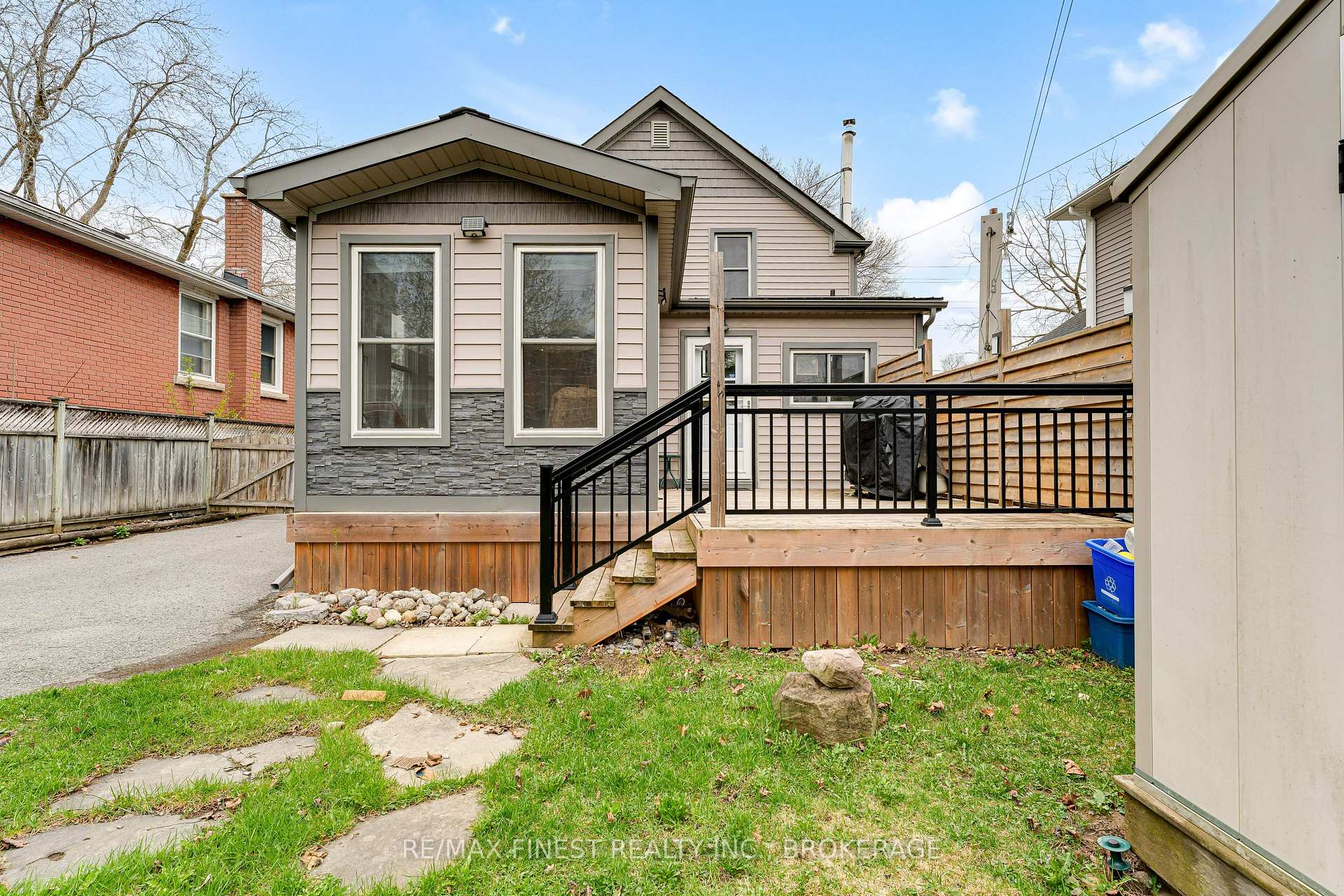 Photo 41 of 580 MacDonnell Street, Kingston, East of Sir John A. Blvd — HOMEH