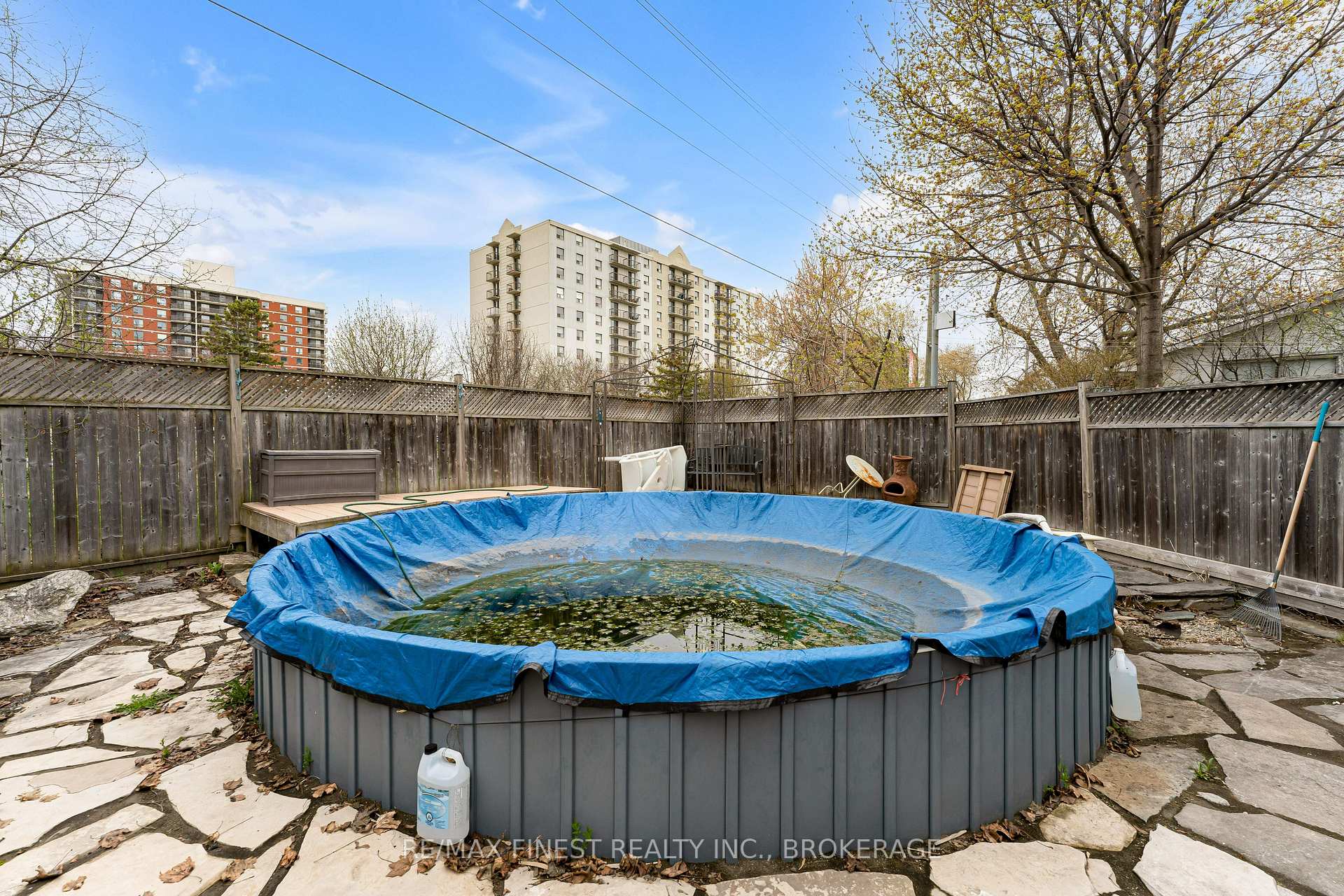 Photo 44 of 580 MacDonnell Street, Kingston, East of Sir John A. Blvd — HOMEH