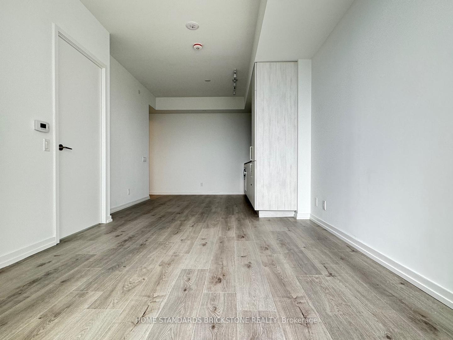Photo 5 of Unit 5501, 7890 Jane Street, Vaughan, Vaughan Corporate Centre — HOMEH