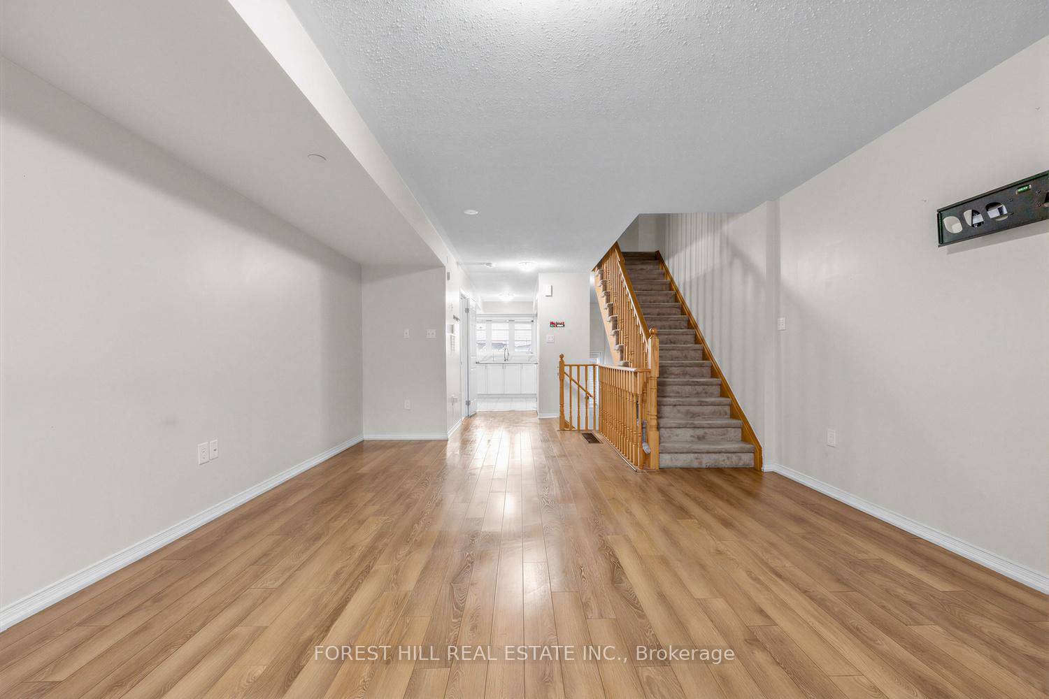 Photo 3 of 2516 Rosedrop Path, Oshawa, Windfields — HOMEH