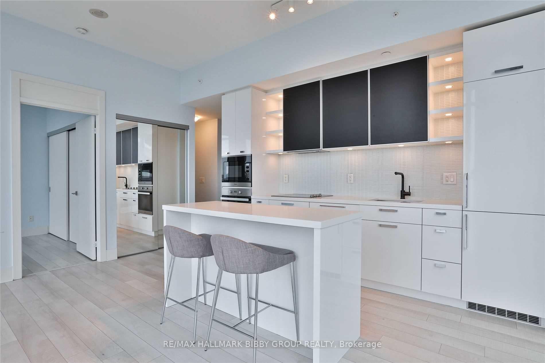Photo 10 of Unit 2102, 32 Davenport Road, Toronto, The Annex — HOMEH