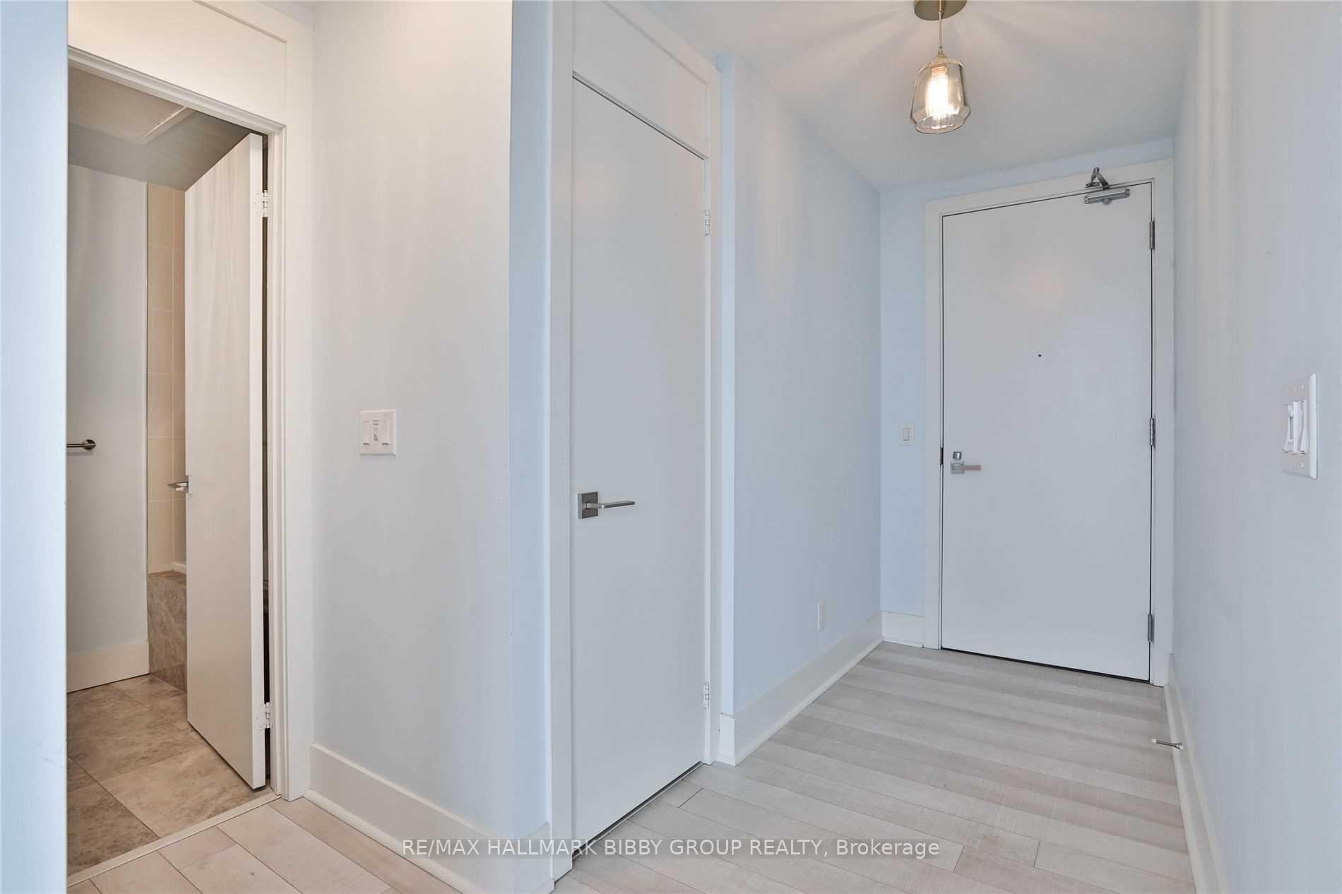Photo 19 of Unit 2102, 32 Davenport Road, Toronto, The Annex — HOMEH