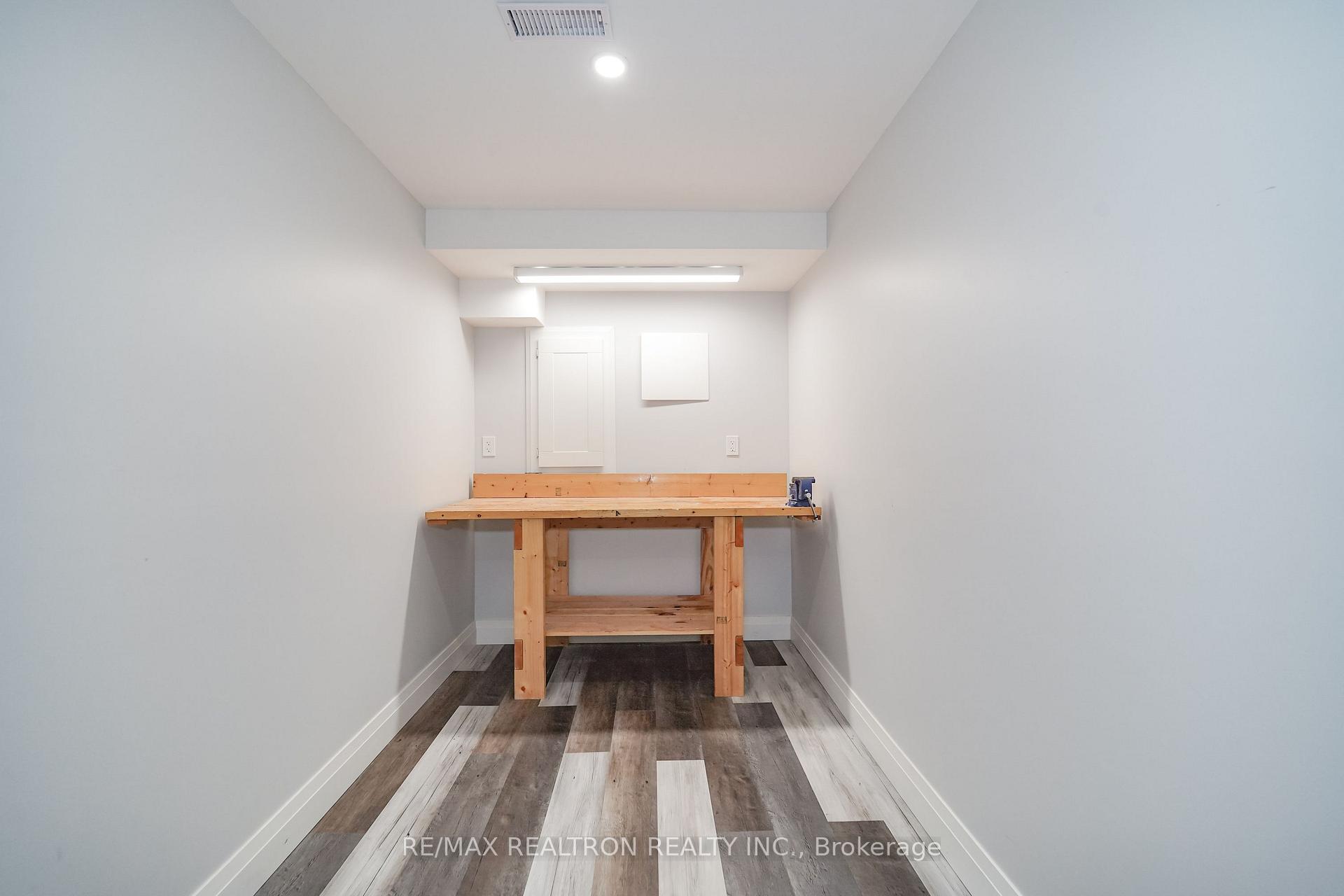 Photo 37 of 96 Hoile Drive, Ajax, South East — HOMEH