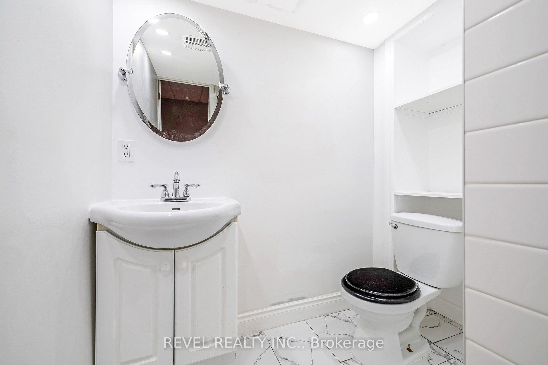 Photo 25 of 194 Hahn Avenue, Cambridge, Silver Heights — HOMEH